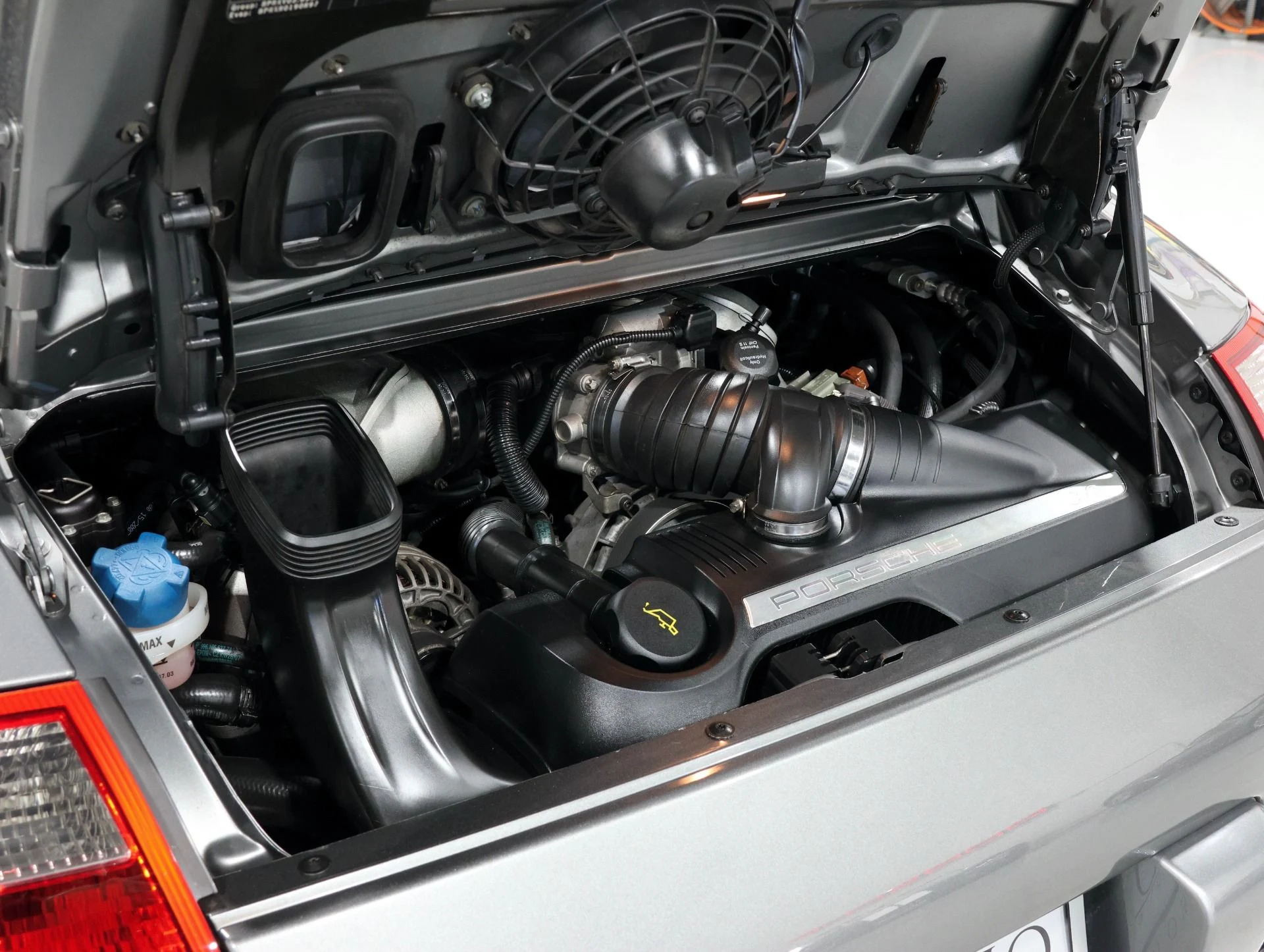 mph024_1996700724_Used_2008_Porsche_911_Carrera_4_S_6_Speed_Manual_Sport_Chrono_Exhaust_Just_Serviced_1762199375_0cd22fbfb7