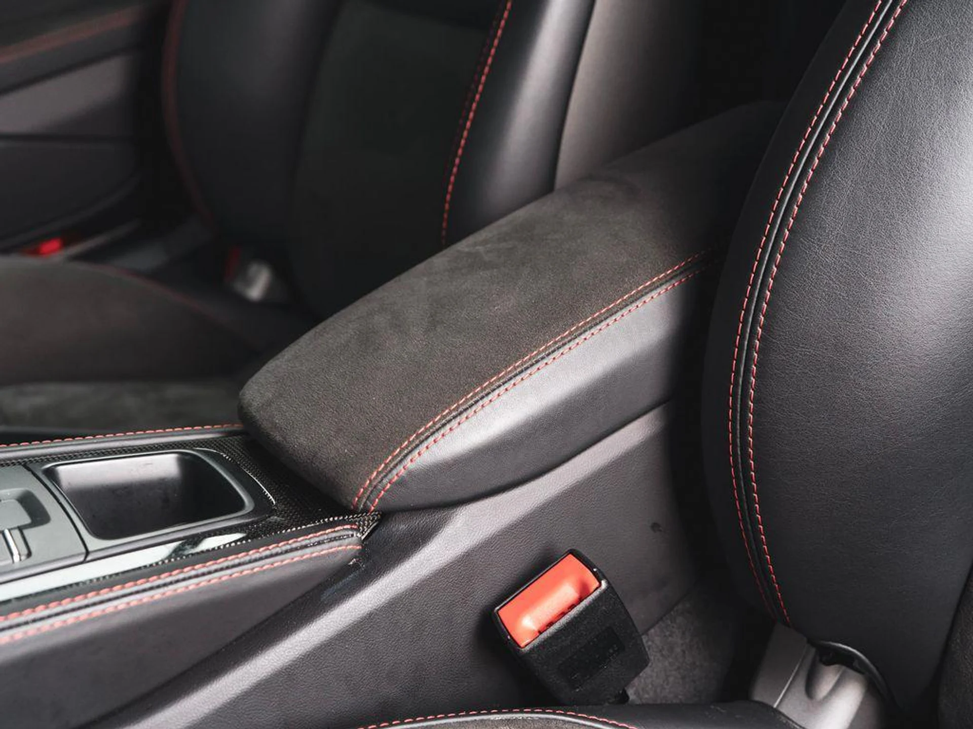 mph024_2016229429_Pi49_Vvv_B_e_UJK_0_Xqq3ywx_GDAK_Y_df64f5d9f4