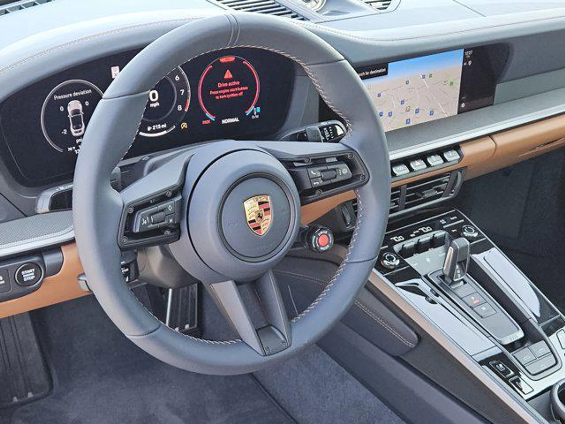 mph024_201693107_T_St_MR_9lxhb_YW_5wo_Me_Lz_SSP_3o_XPI_d9a14c4bae