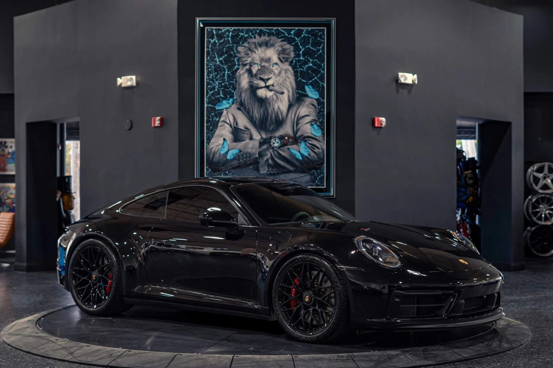 mph024_2028541322_Used_2022_Porsche_911_1776272111_f3a1bc090d