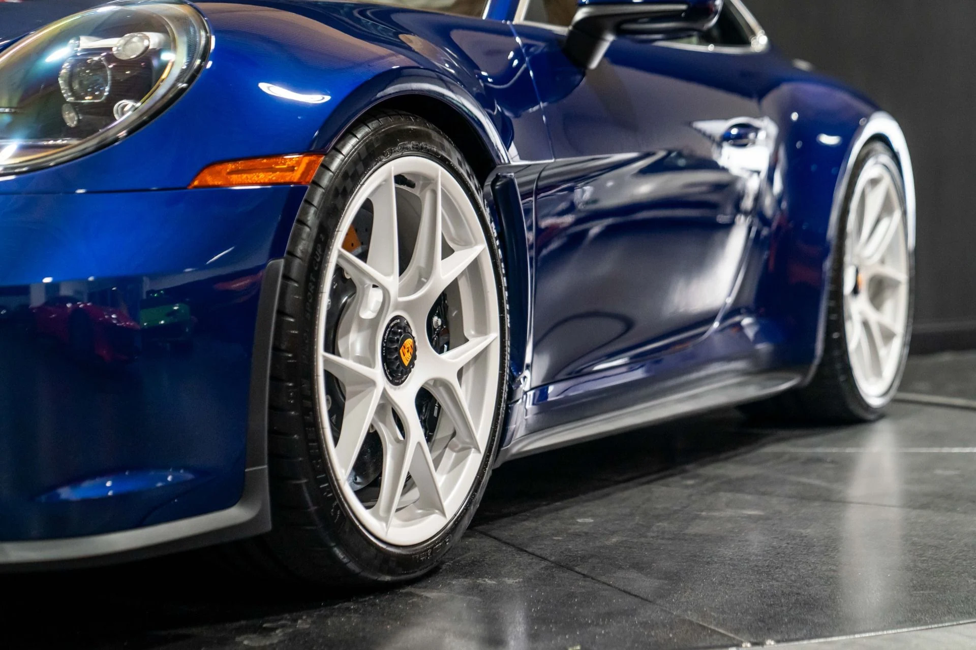 mph024_203099834_Used_2024_Porsche_911_ST_5341963_1766128393_5deffec992