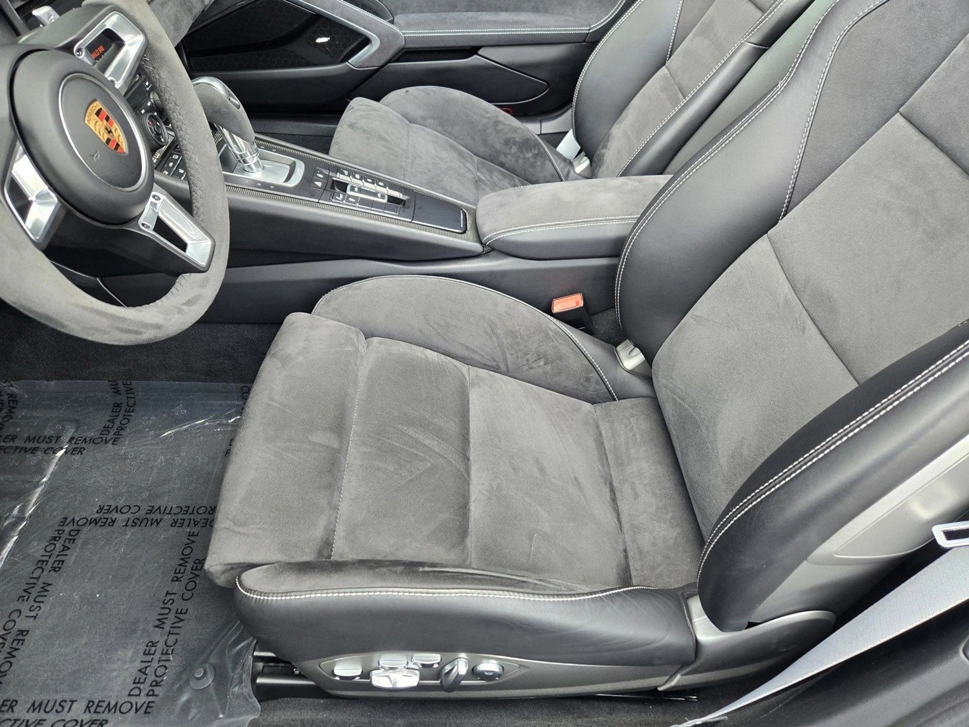 mph024_203589174_4166d92ff3d01a5464932a823f2555cex_ff1f8d343c