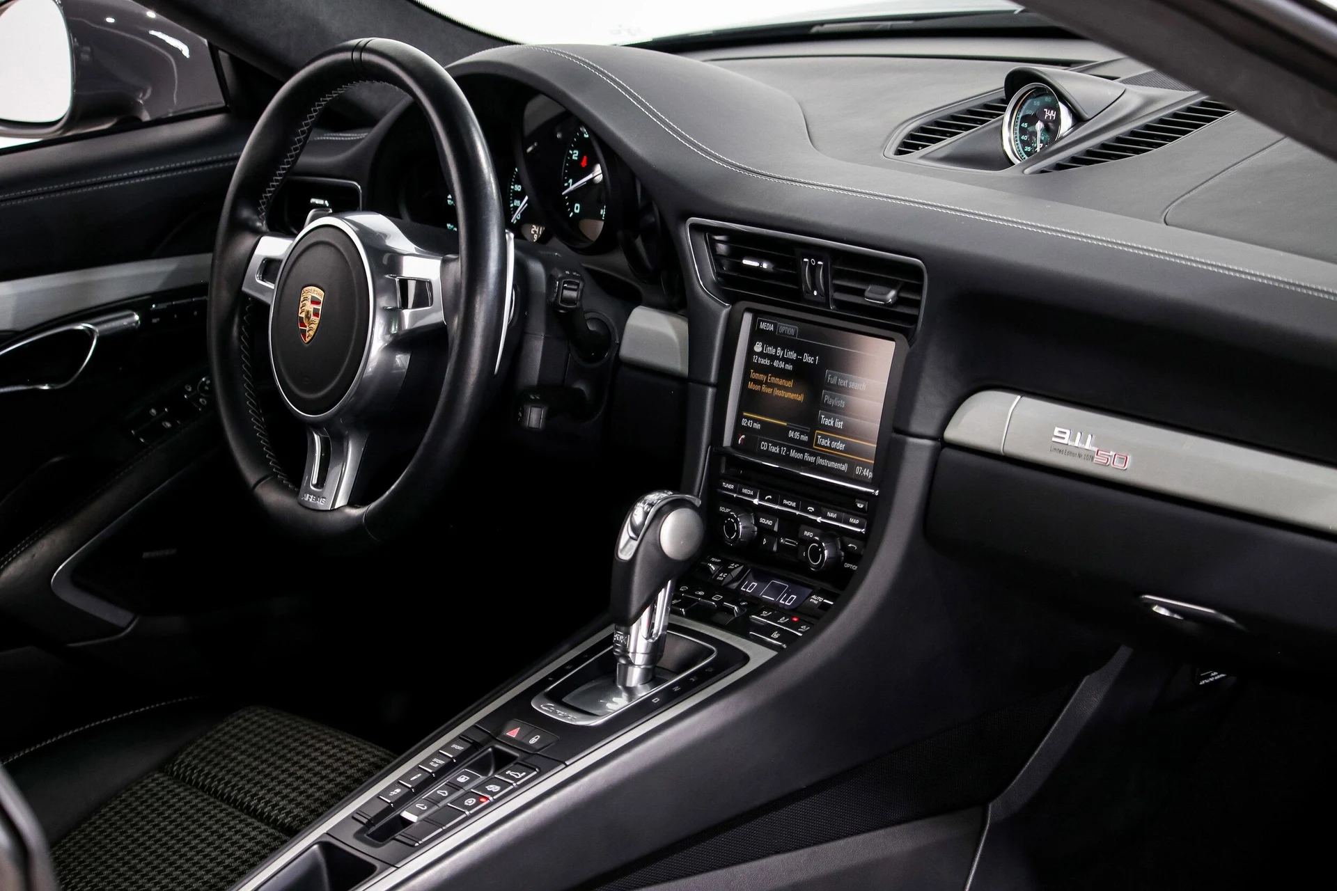 mph024_2038616554_cca4c2001b2f943fd7421d6408aa1f9fx_db2ee9b261