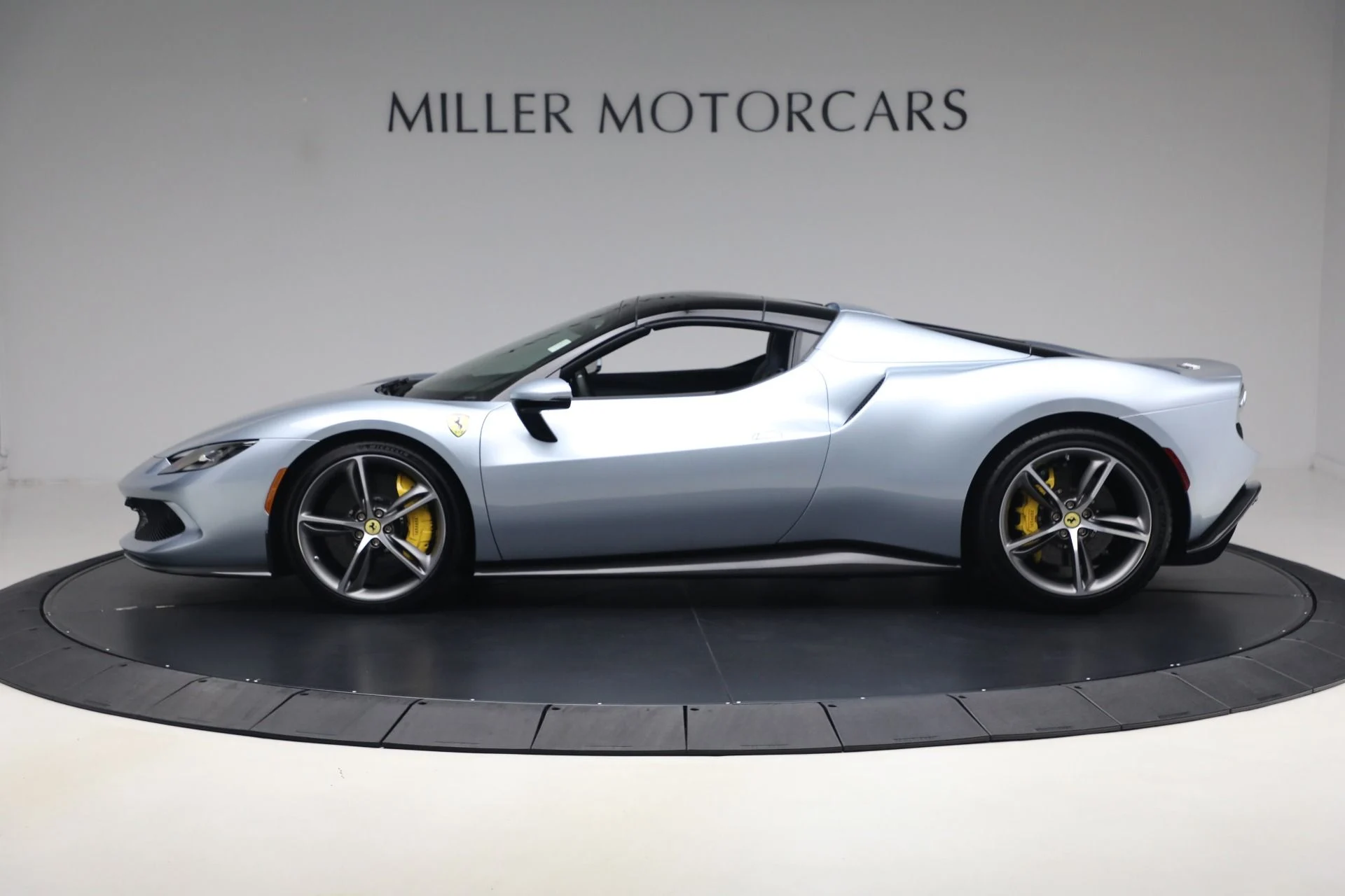 mph024_203880944_Used_2026_Ferrari_296_GTS_1787677402_2931389583