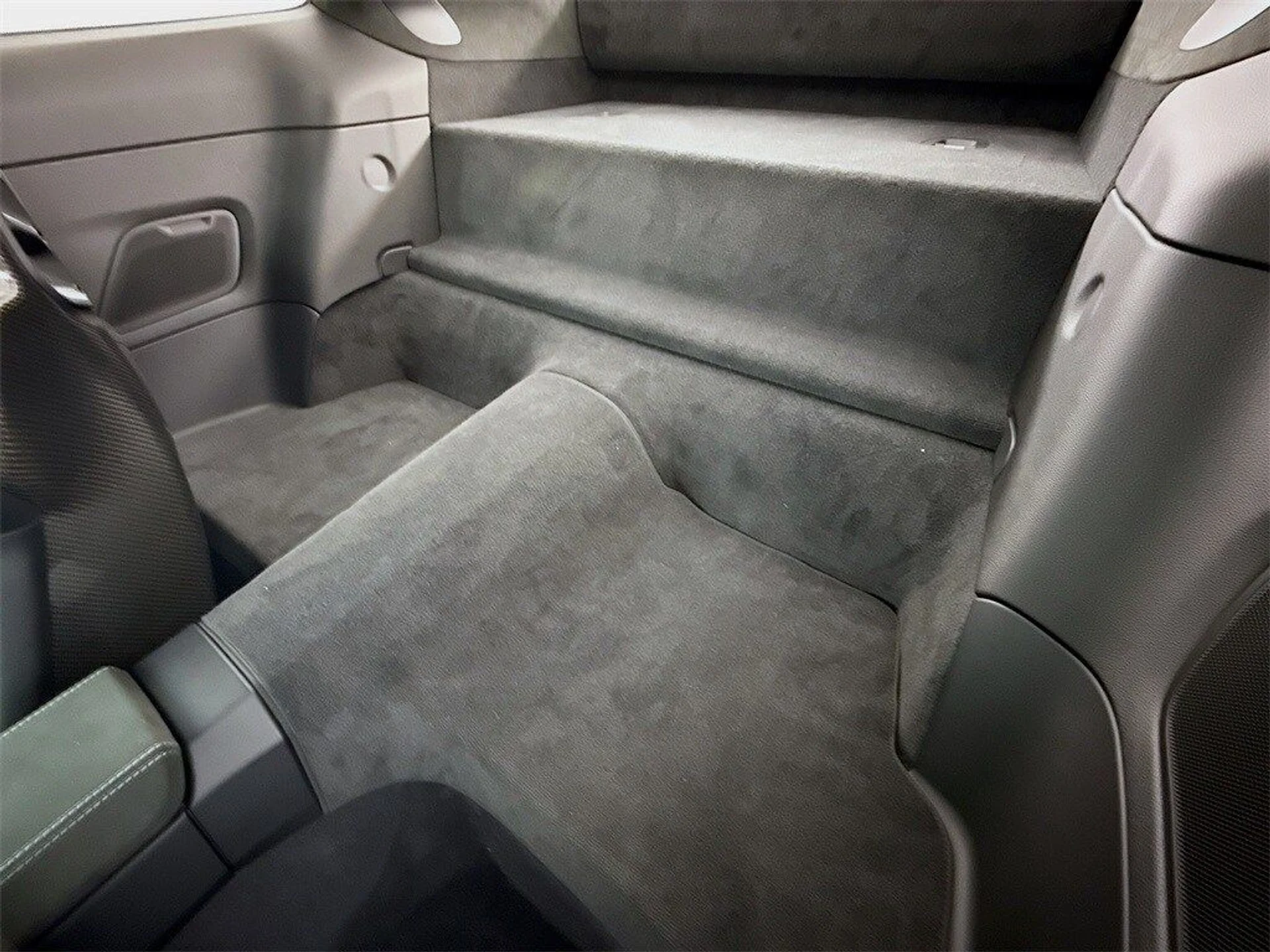 mph024_2045247720_35b0330a91302ca04c34dea6309deb65x_74112b5f9e