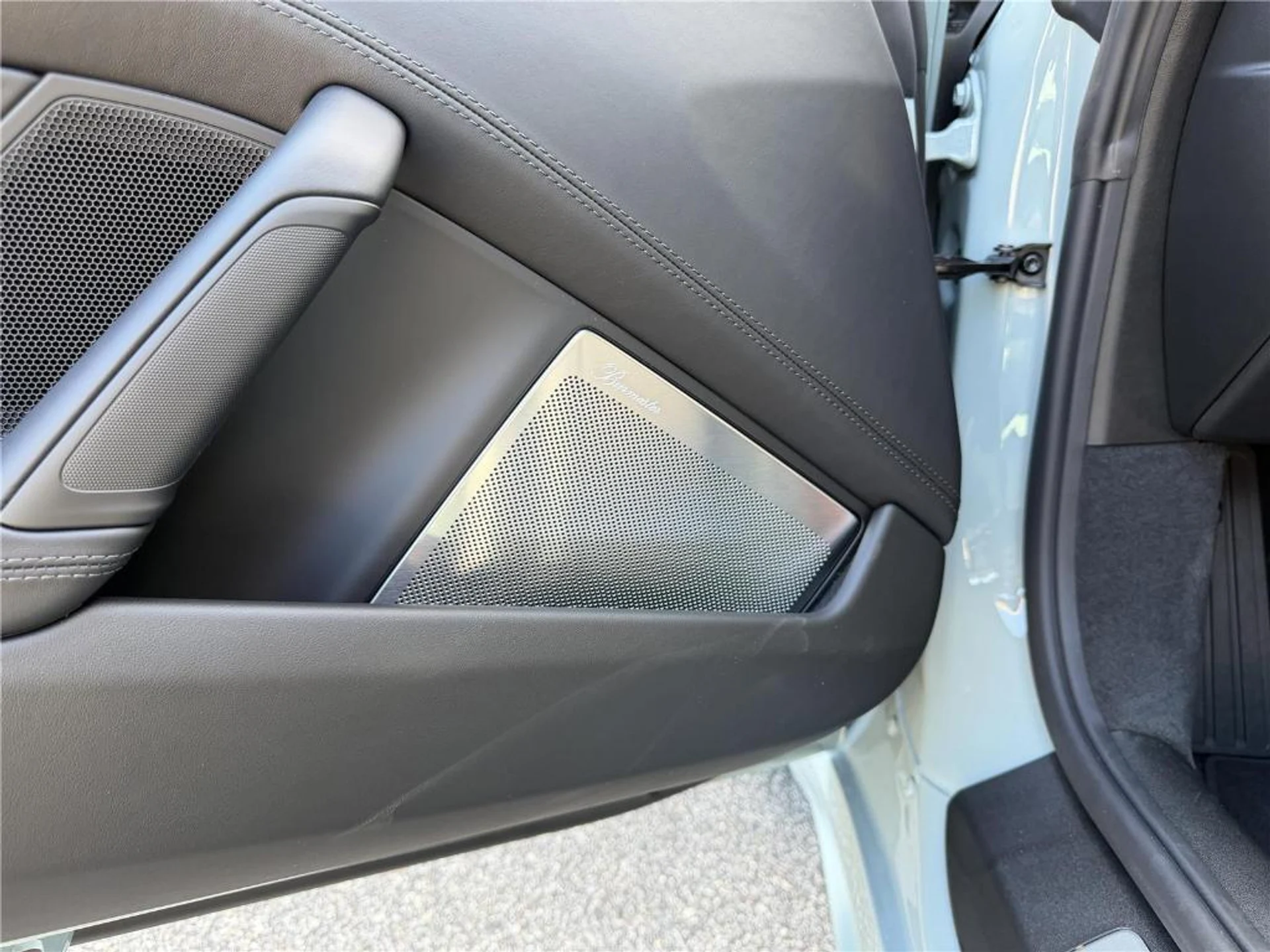 mph024_205068813_lr_E_Knv_T7_Pe1h_Doz_Fi_S6d9y_F_t_MA_14424fc7f3