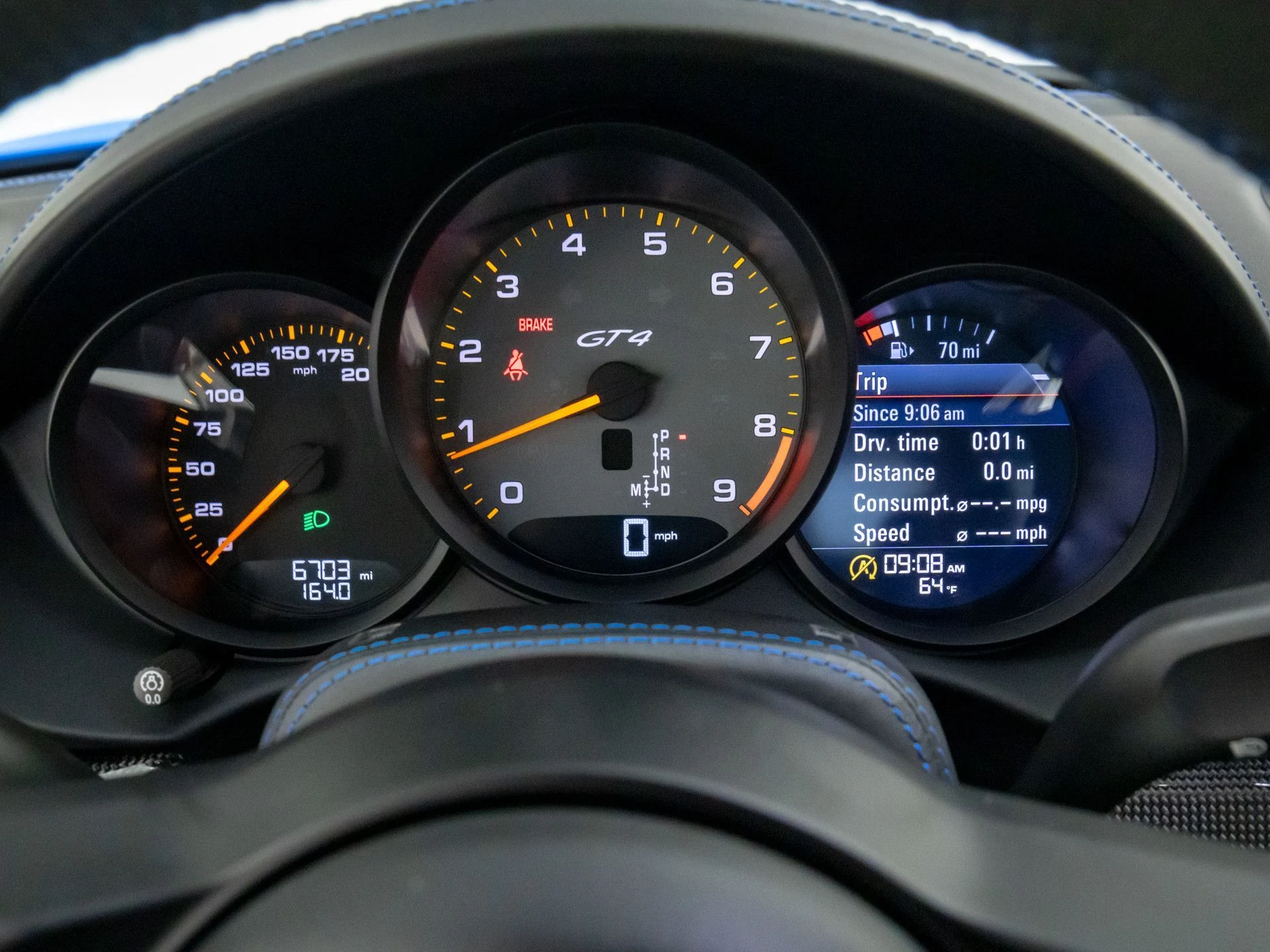 mph024_2052432428_c4d1a40295171f53403bbba216ef9448x_82d772077a