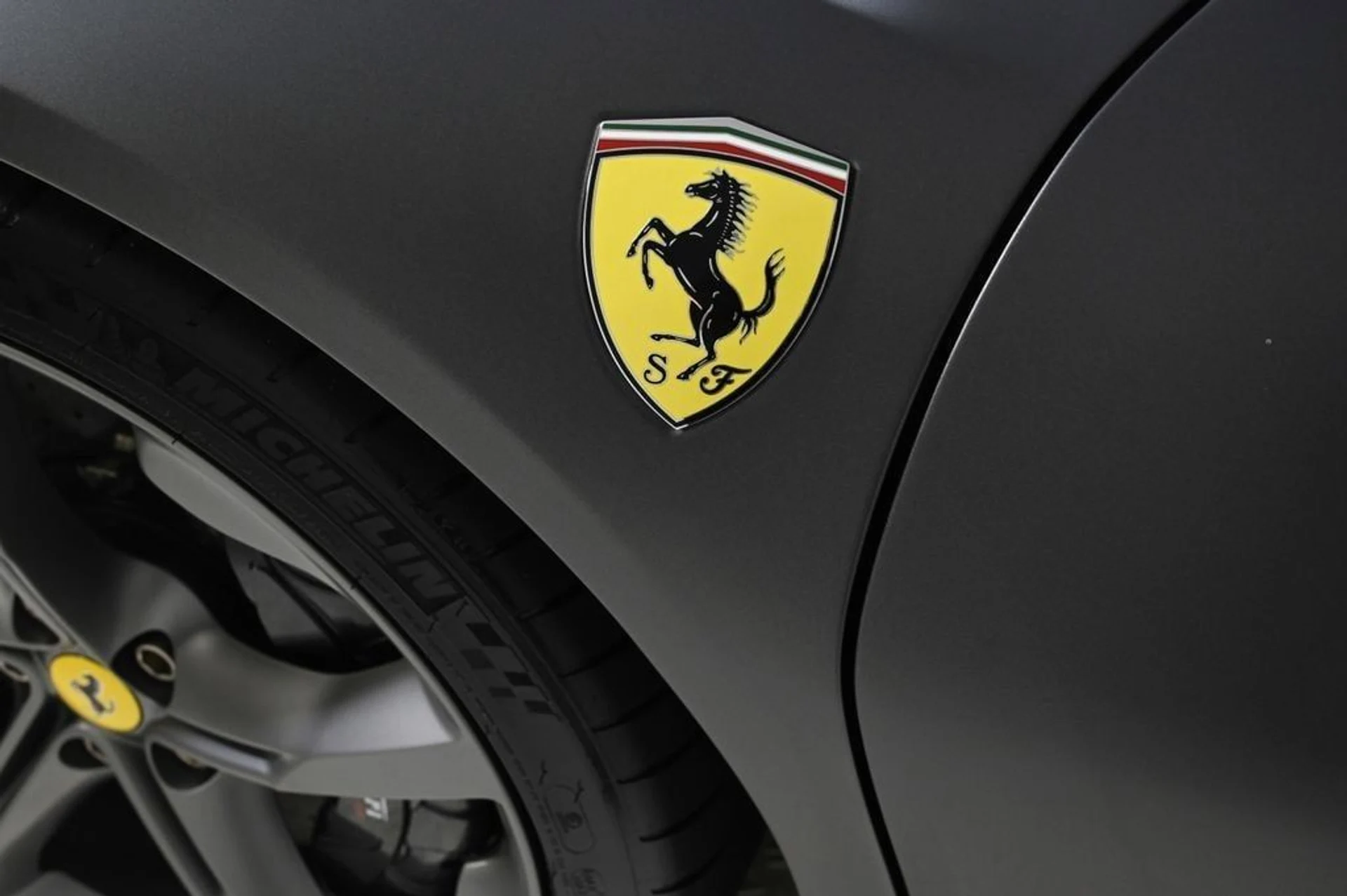 mph024_2053237779_20b4a06de7424937bca7332d226c72e2_df508d9f9e