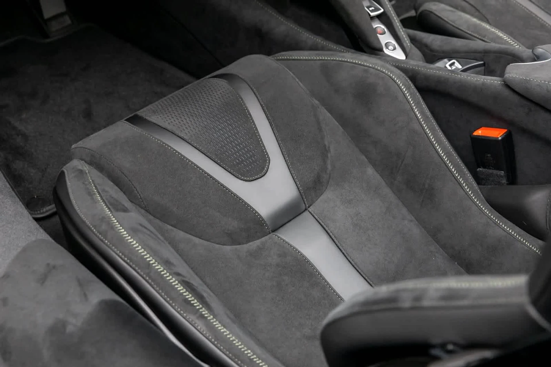 mph024_2057209668_25_8723038a1c