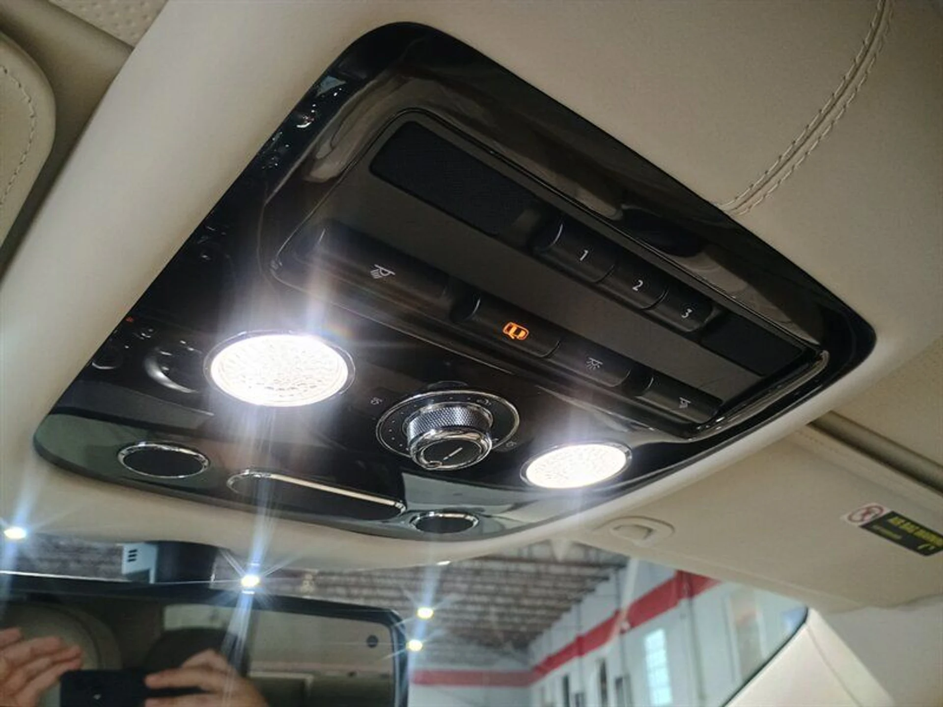 mph024_205862302_aab1b32852_800_b586e2911c