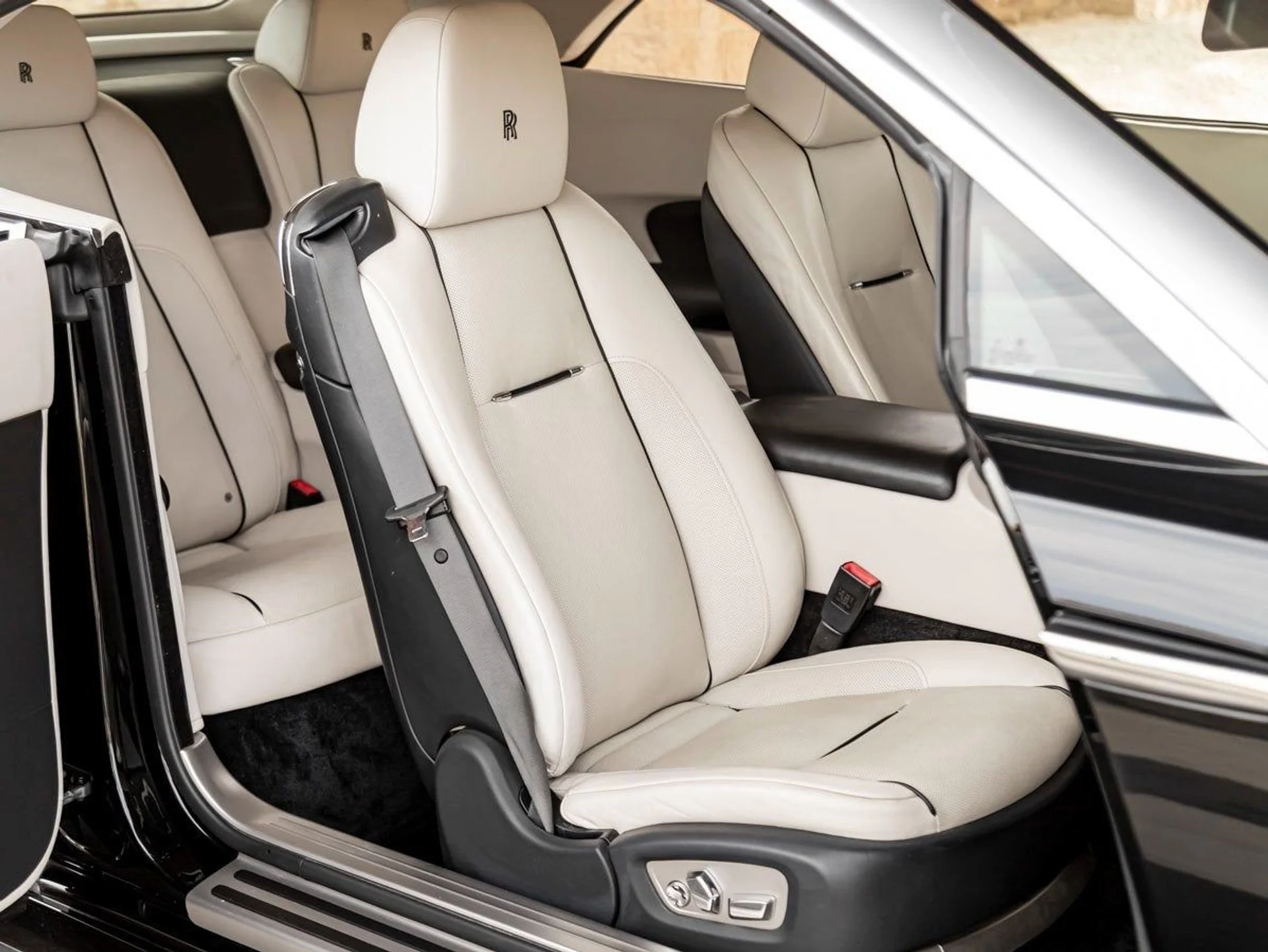 mph024_2060587579_25_b8bfba89c9