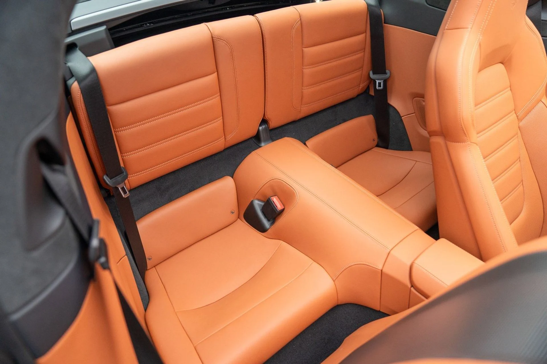 mph024_2062189234_58ed60b4144d023f8b44bdedead03036x_181cdcf92c