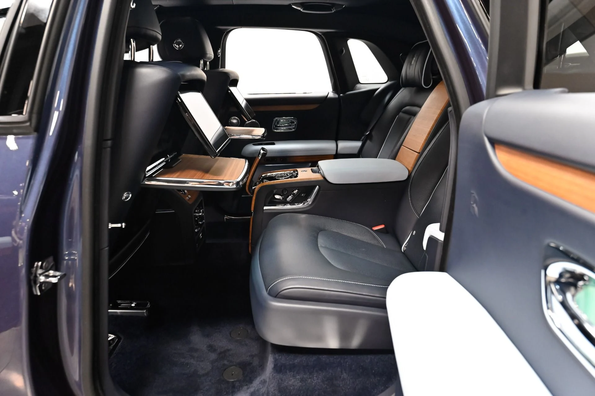 mph024_2065311762_Used_2021_Rolls_Royce_Ghost_Base_1788893206_e34588c617