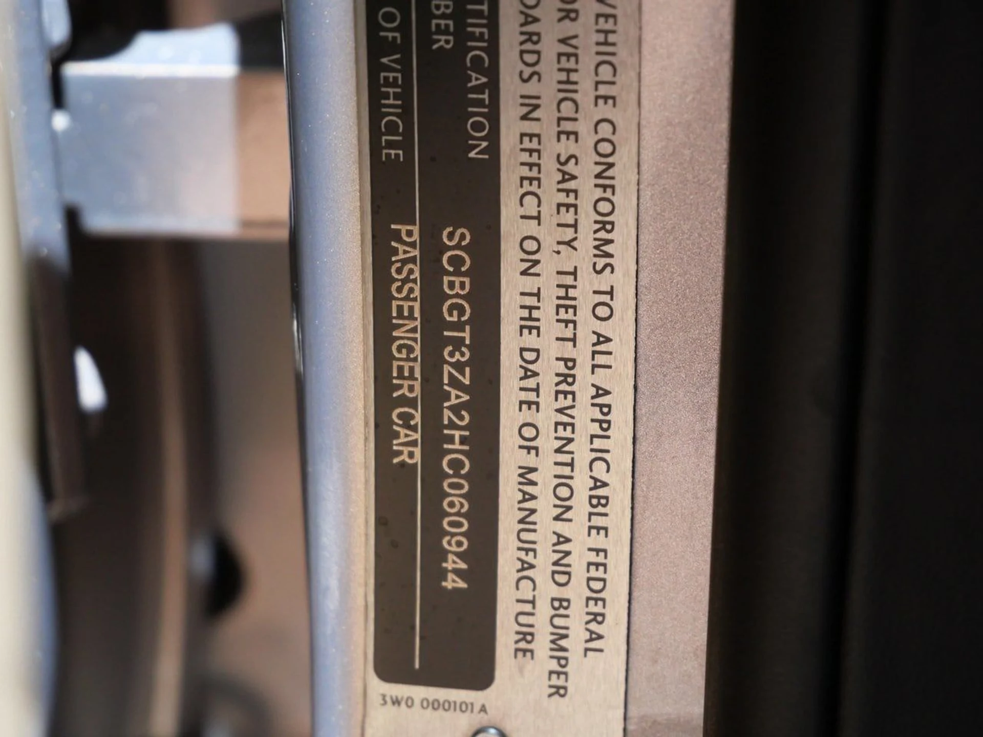 mph024_2067103803_5398ff947e99b967b8a231c7a9fde02ax_5893c30edc
