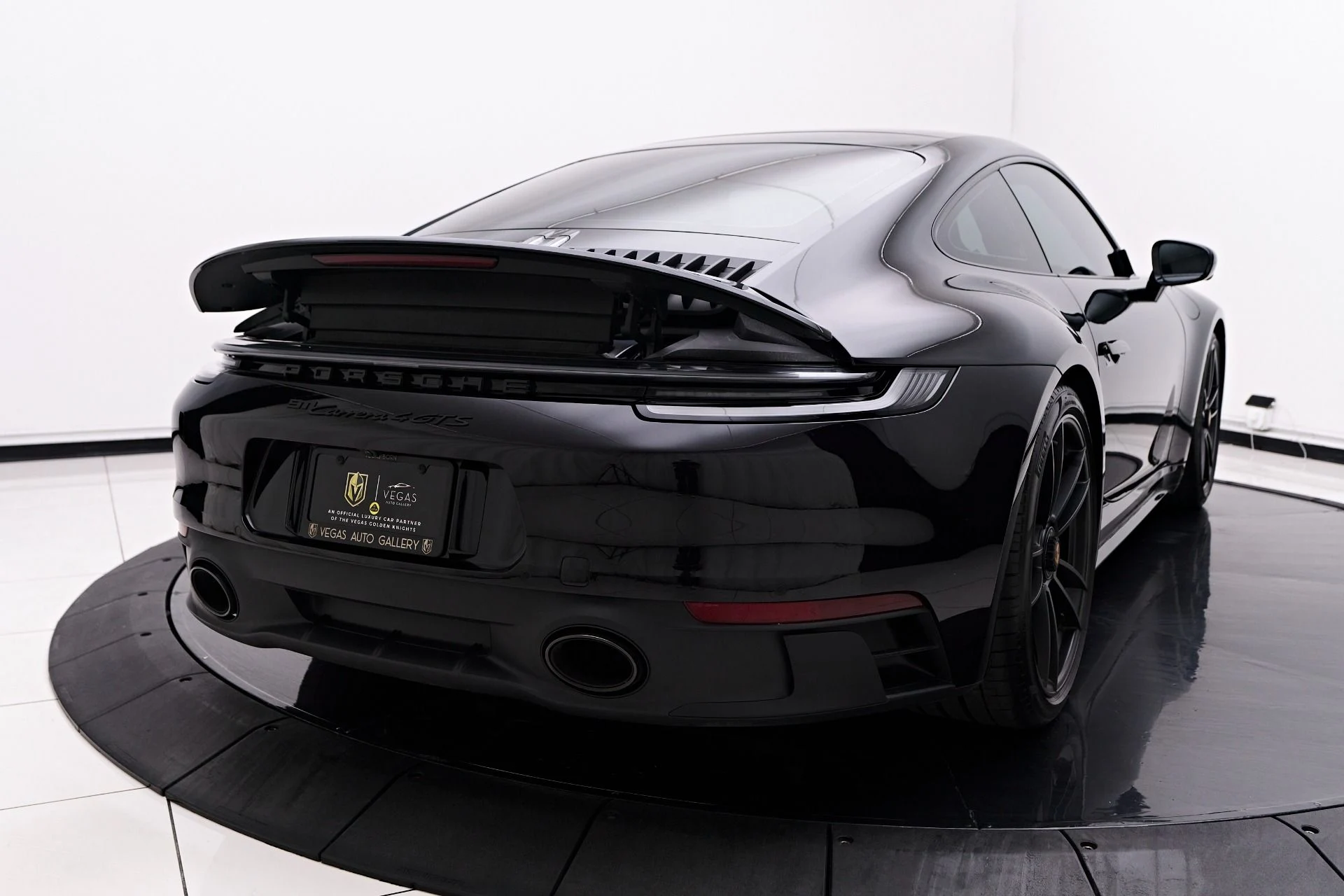 mph024_2067132937_Used_2023_Porsche_911_Carrera_4_GTS_1754606434_25a8cbedc1