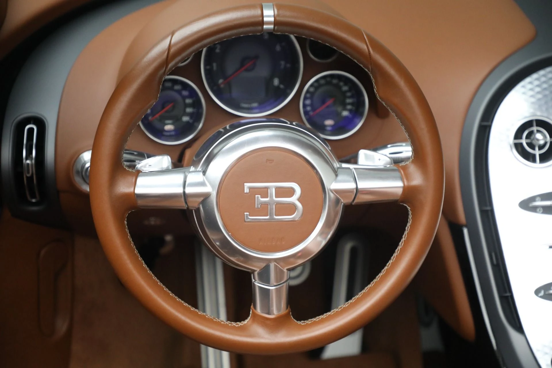 mph024_2068179087_Used_2015_Bugatti_Veyron_164_Grand_Sport_Vitesse_08e5ccf557