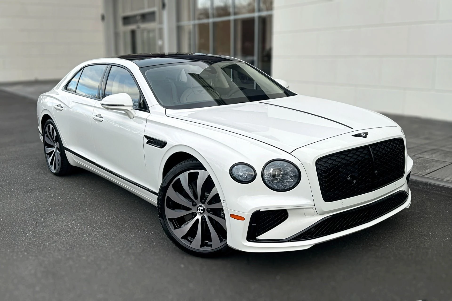 mph024_2071429129_New_2026_Bentley_Flying_Spur_1763621558_732621bd3b