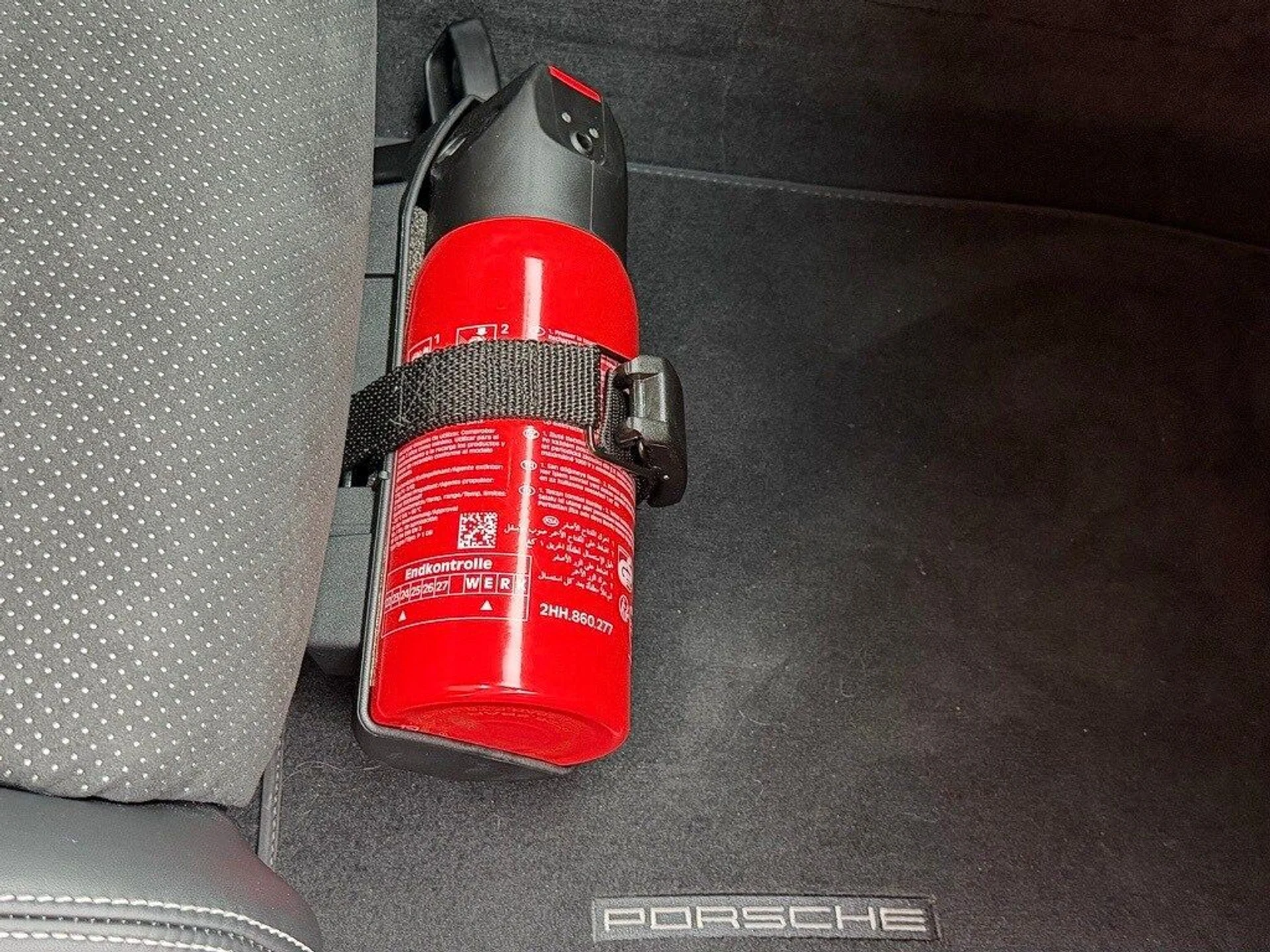 mph024_207711088_8336120c79ca7cda7fa5f67818d008dbx_4cc9d56960