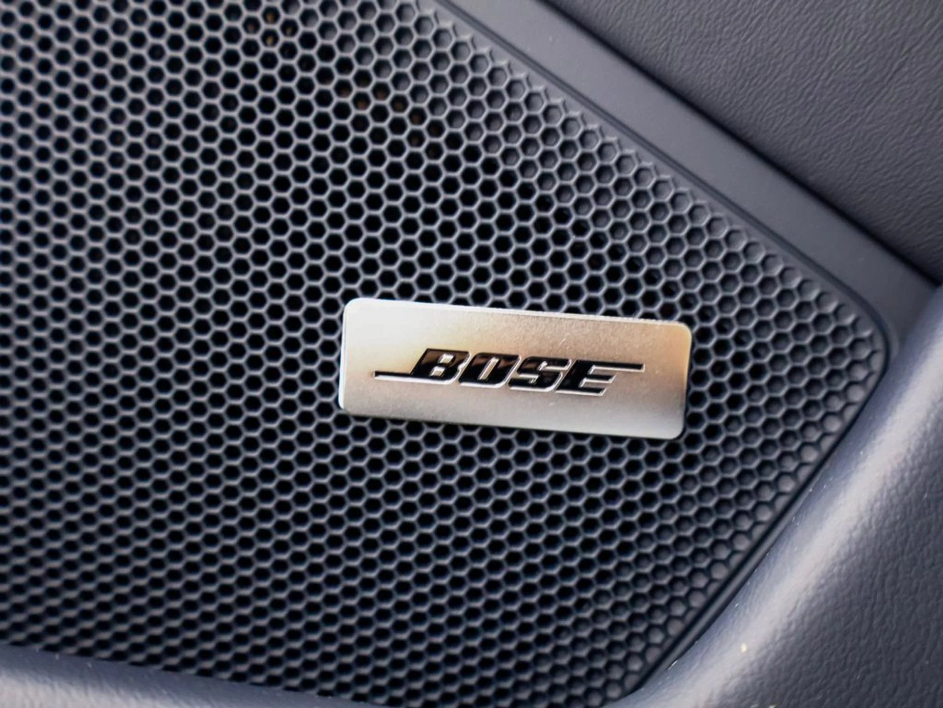 mph024_2078763579_e8a945a16ffe6d4c2851241d87f3142ax_16d475e5c3