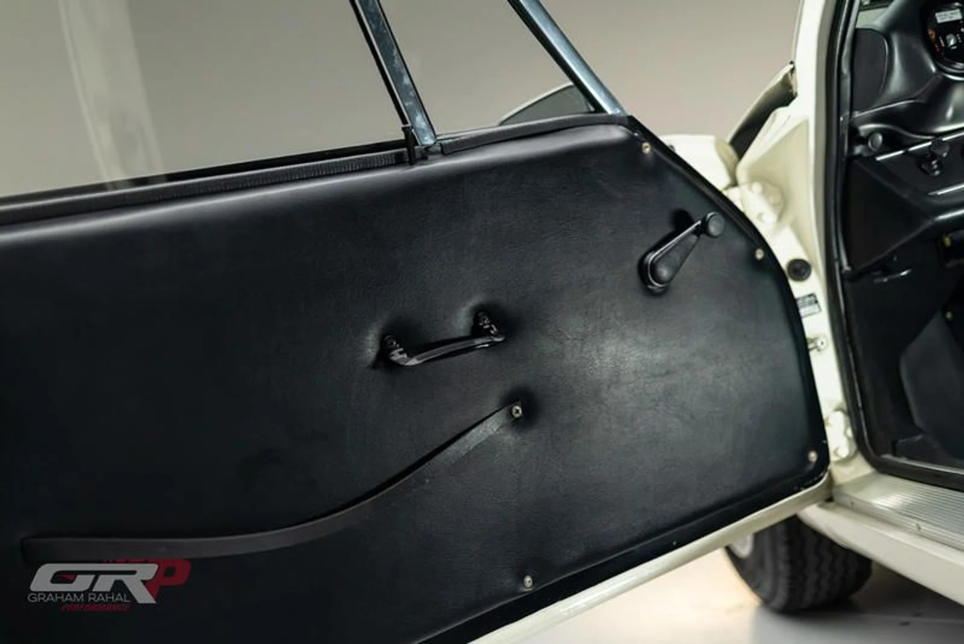 mph024_2080632720_D9862_B0_E_E931_43_E4_A970_6_C42338_AF_121_875abe6f63