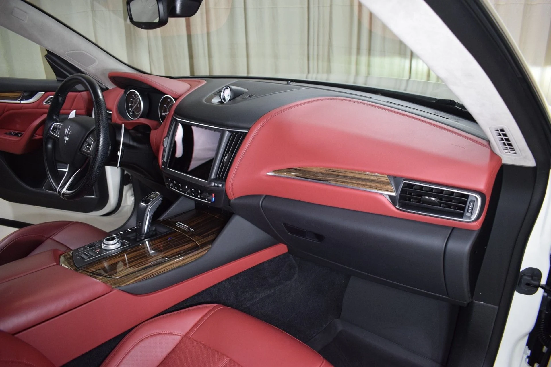 mph024_2082858674_8487b5f2eacf1db10b75a367982f7207x_aa89cc6483