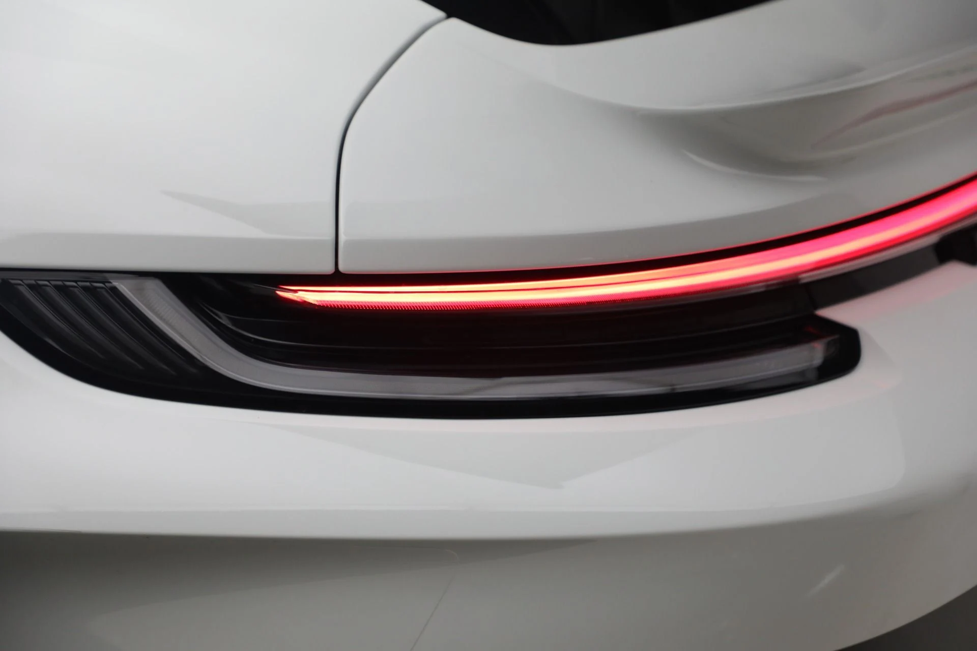 mph024_2085978108_Used_2023_Porsche_911_GT_3_RS_1772056175_5d646ab4a7