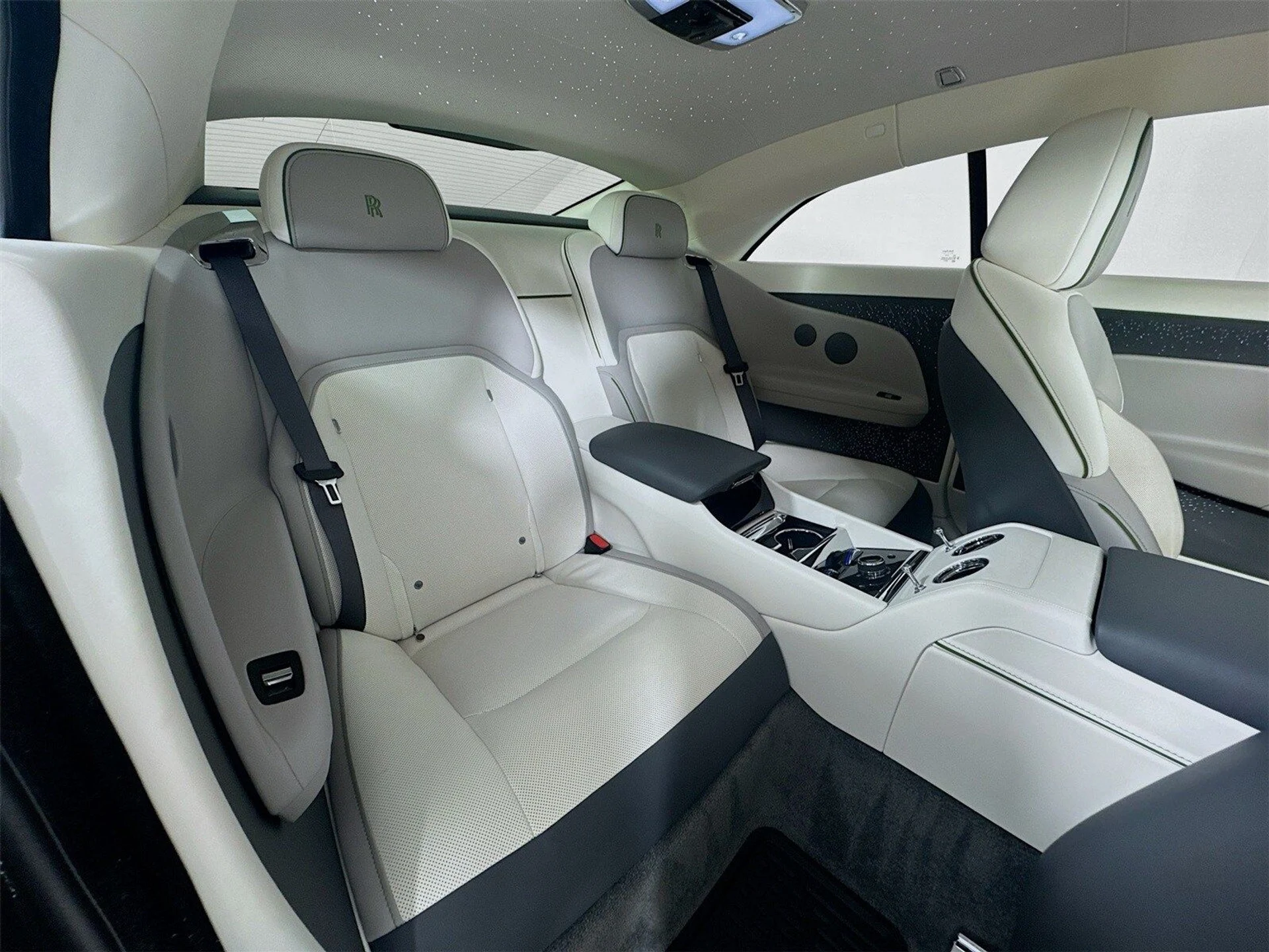 mph024_2093298368_9c8440fb1c3a34eb3551faf7a289ab9ax_4a0dbb2493