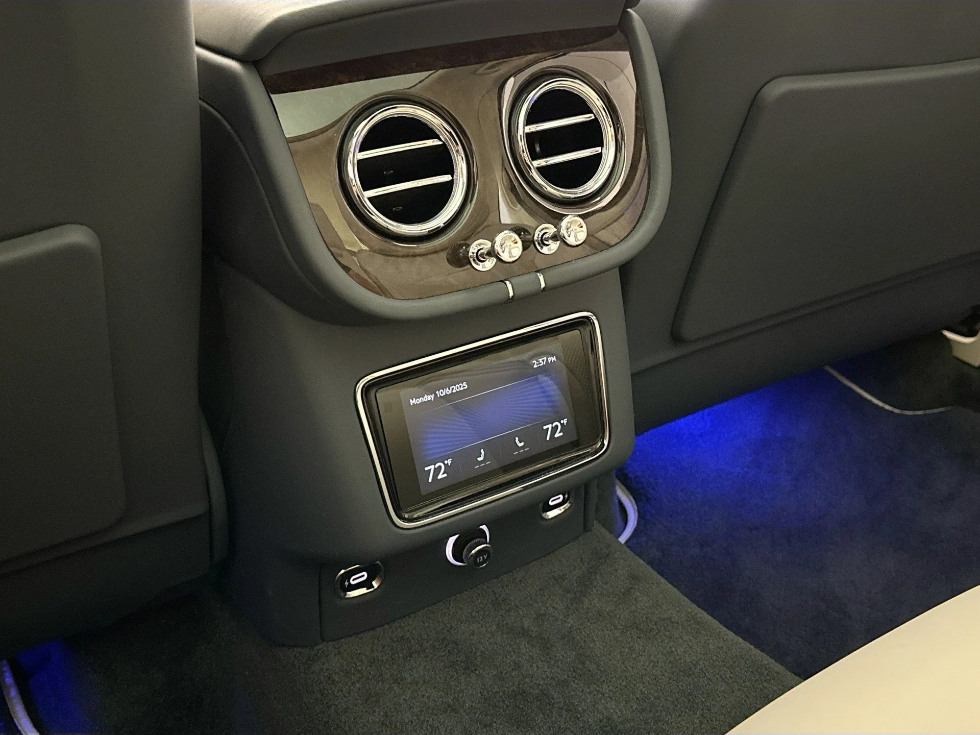 mph024_2095370825_25_98f367b8a4