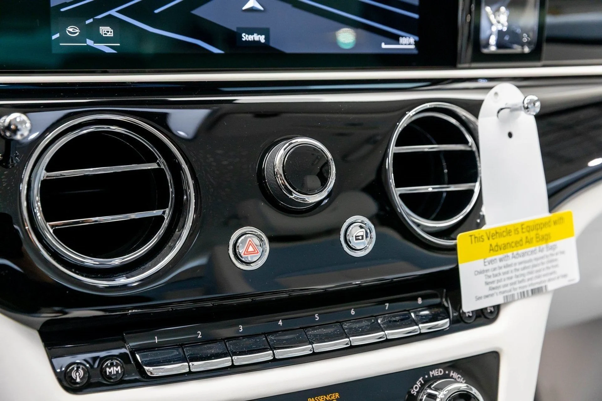 mph024_2097802087_25_56c3991f96