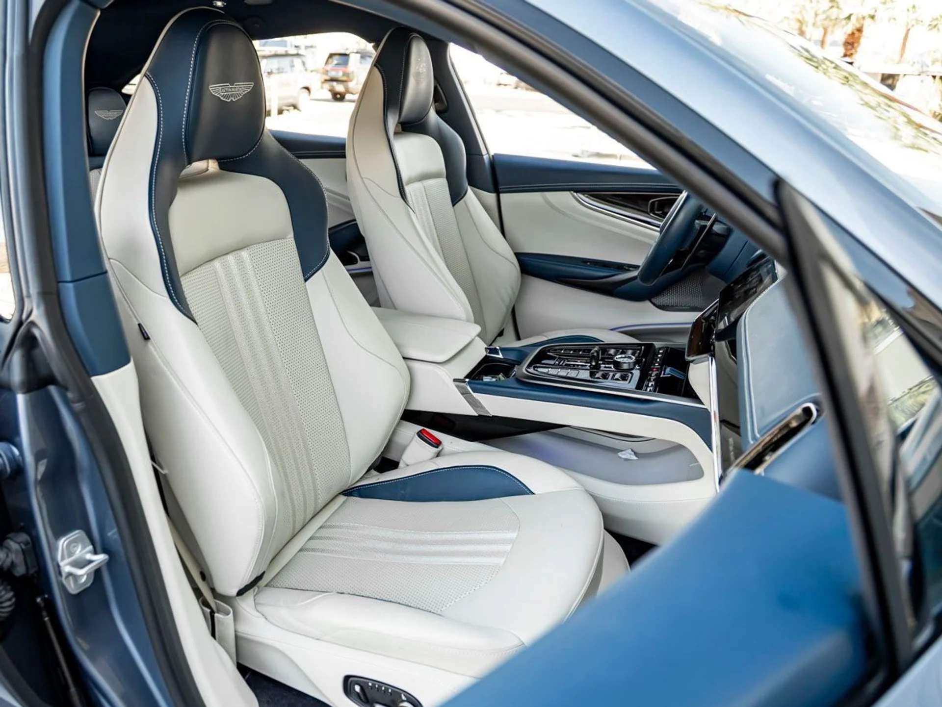 mph024_2100411505_25_773becd930