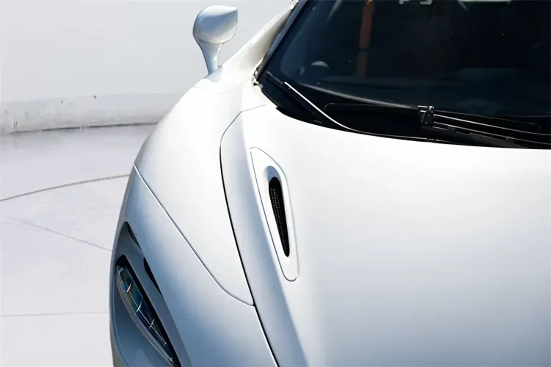 mph024_2100977155_C4_Go2_AT_Fxl_F_Gkx_DJ_med_1a33987503