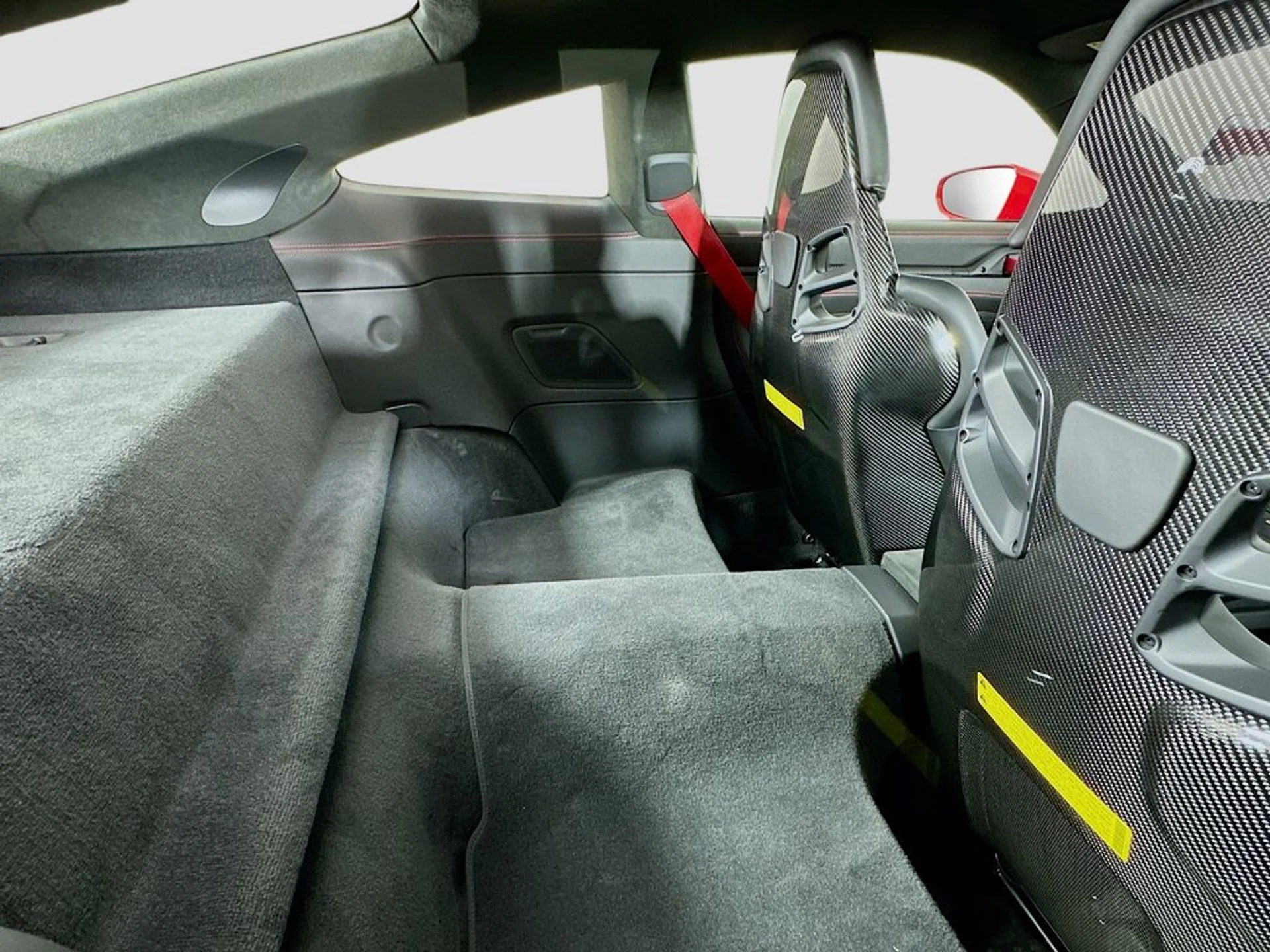 mph024_2103632820_b9d0e80d7c6e471636835860334c4f1ex_6b7f60e346