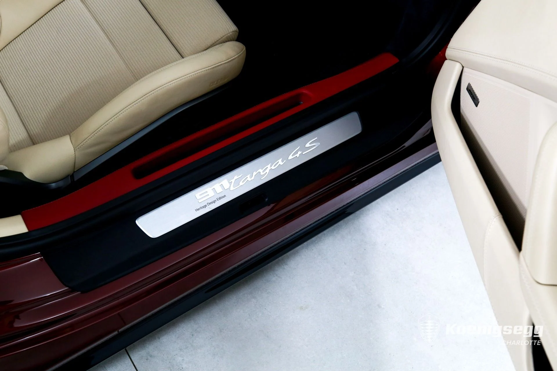 mph024_2113389079_Used_2021_Porsche_911_Targa_4_S_Heritage_Design_Edition_1761056458_2a021583be