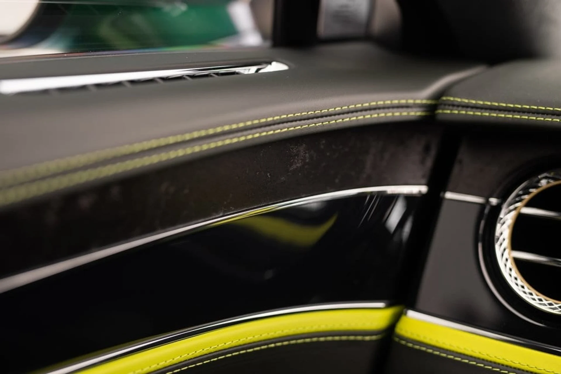 mph024_2121034420_b45b94dacdcdc3cb5e44ce6b6ea641a3x_ecb29aa686