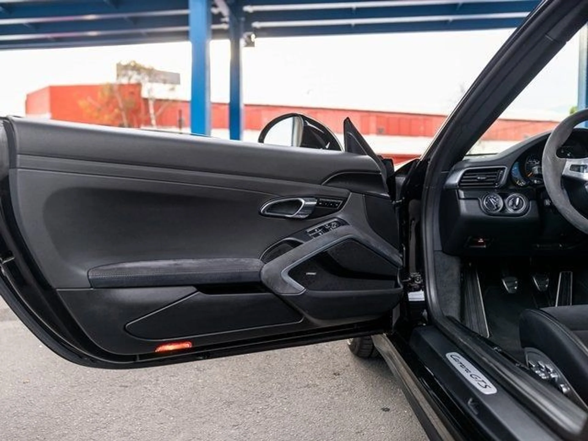 mph024_2121463747_25_5a5e357810