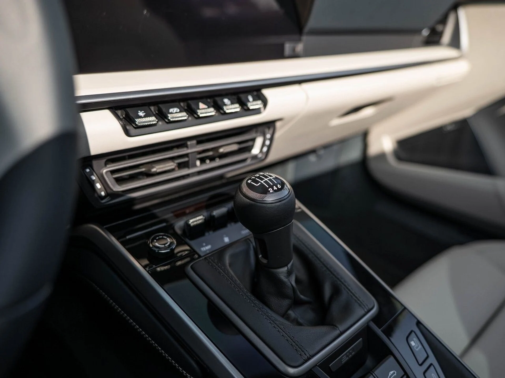 mph024_2127645622_3c324146cecd5208a9418fdbb87e0b20x_ccb31cfcad