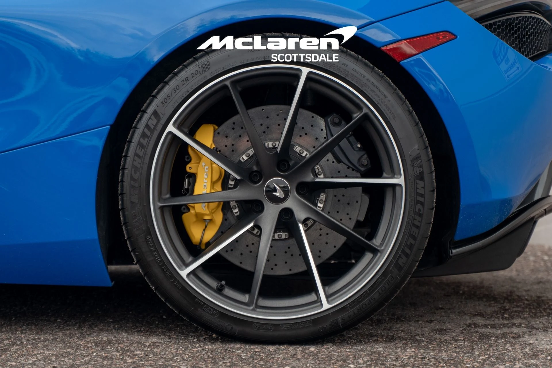mph024_2127660962_Used_2019_MCLAREN_720_S_Performance_1764026171_98f28e78ff