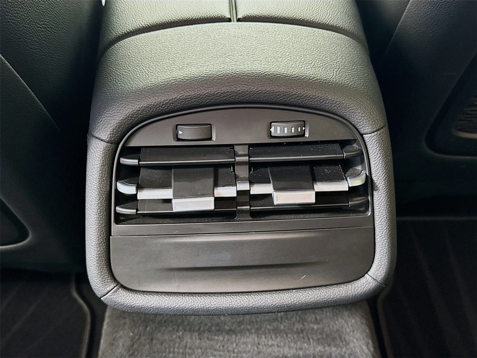 mph024_2139430636_d0f2a7f80e5c554af70847ae9fc5b9f4x_aa4eb0d879