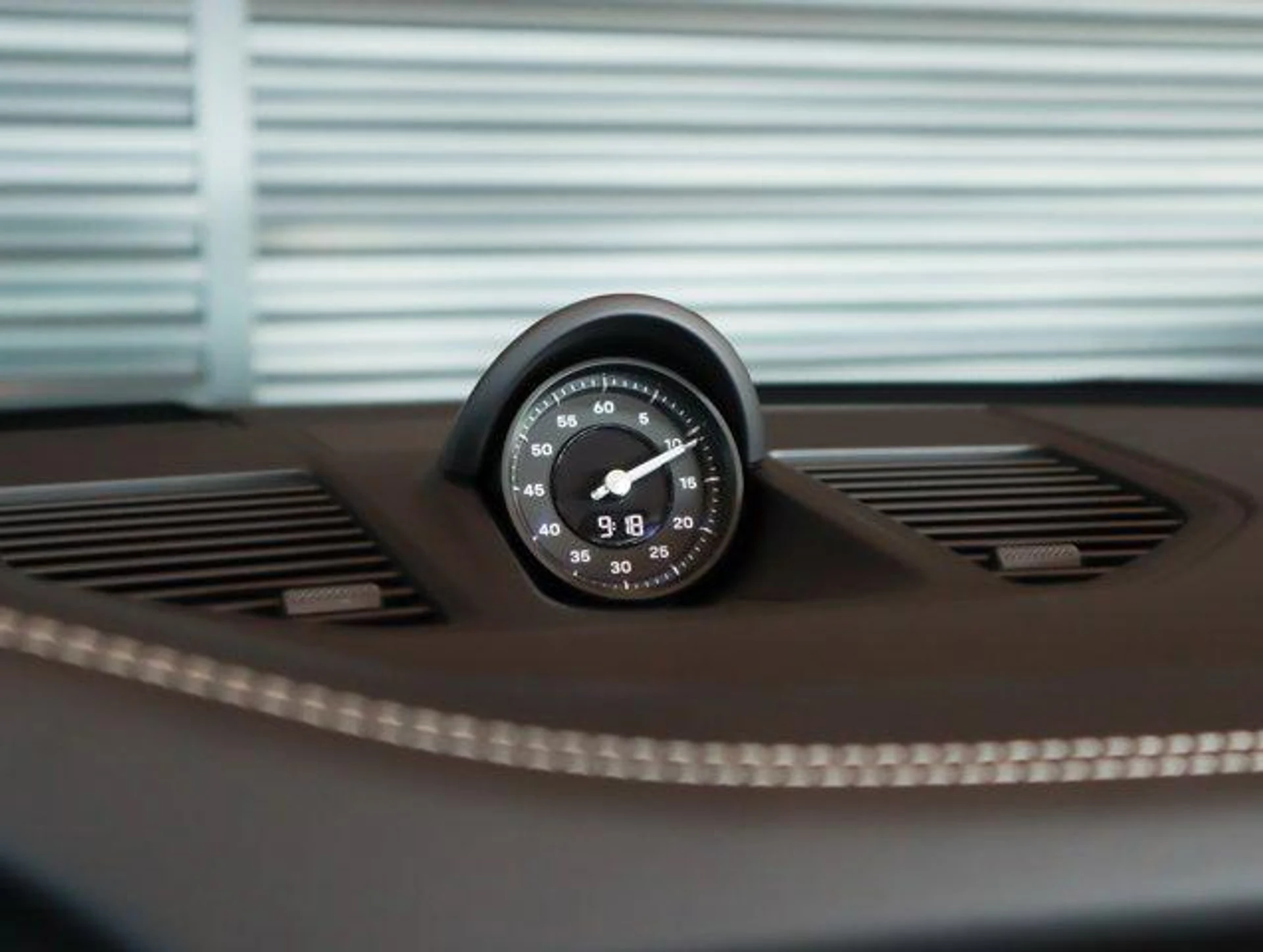 mph024_2144264846_X_woa3za_C1_X_Cj0_tmy1t_Vhdx_Fr_M_99c96f6e5d