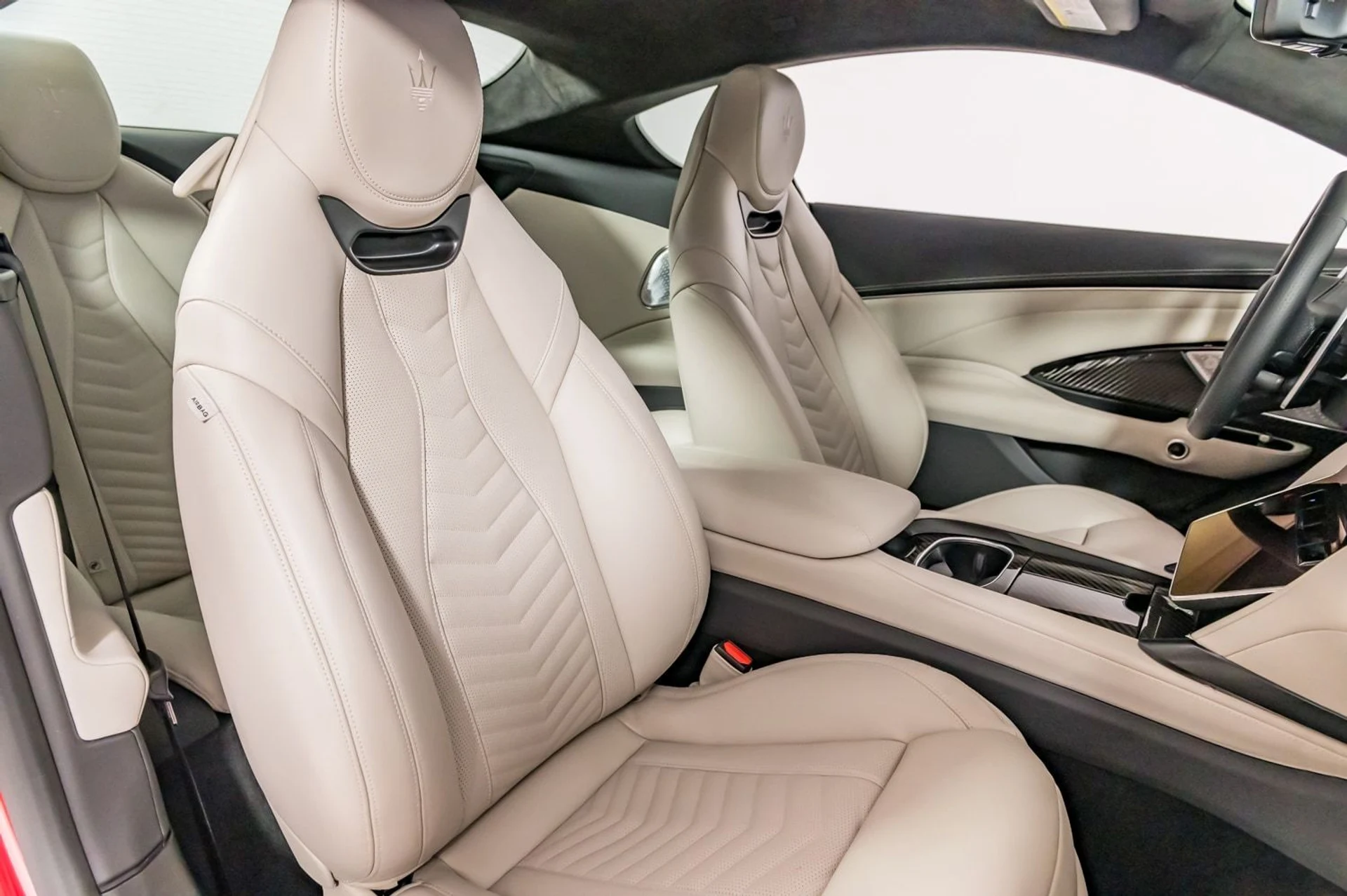 mph024_2149499162_ce004c8947b84b80b43121f144a7b7c8_76cb65263e