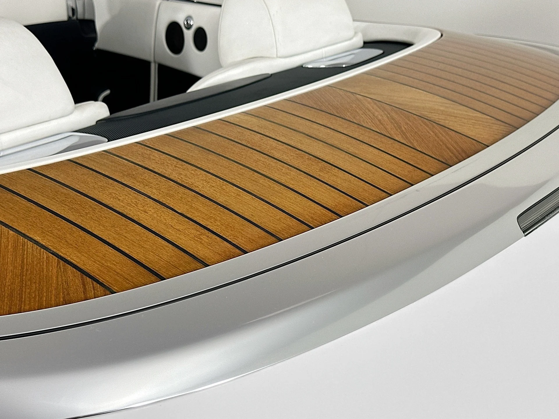 mph024_2152899285_25_fe5834f741