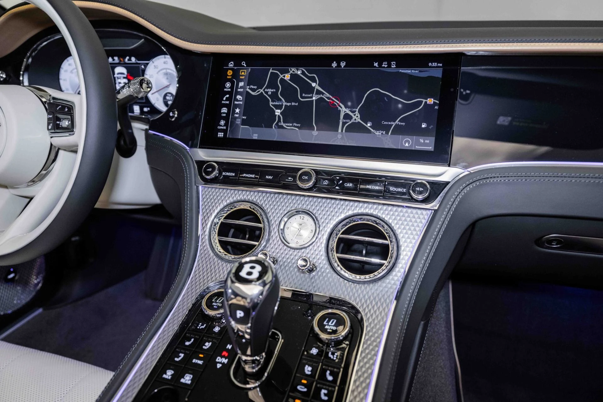 mph024_2161181375_Used_2024_Bentley_Continental_GTC_Mulliner_W12_1718978175_9ac01c1a25