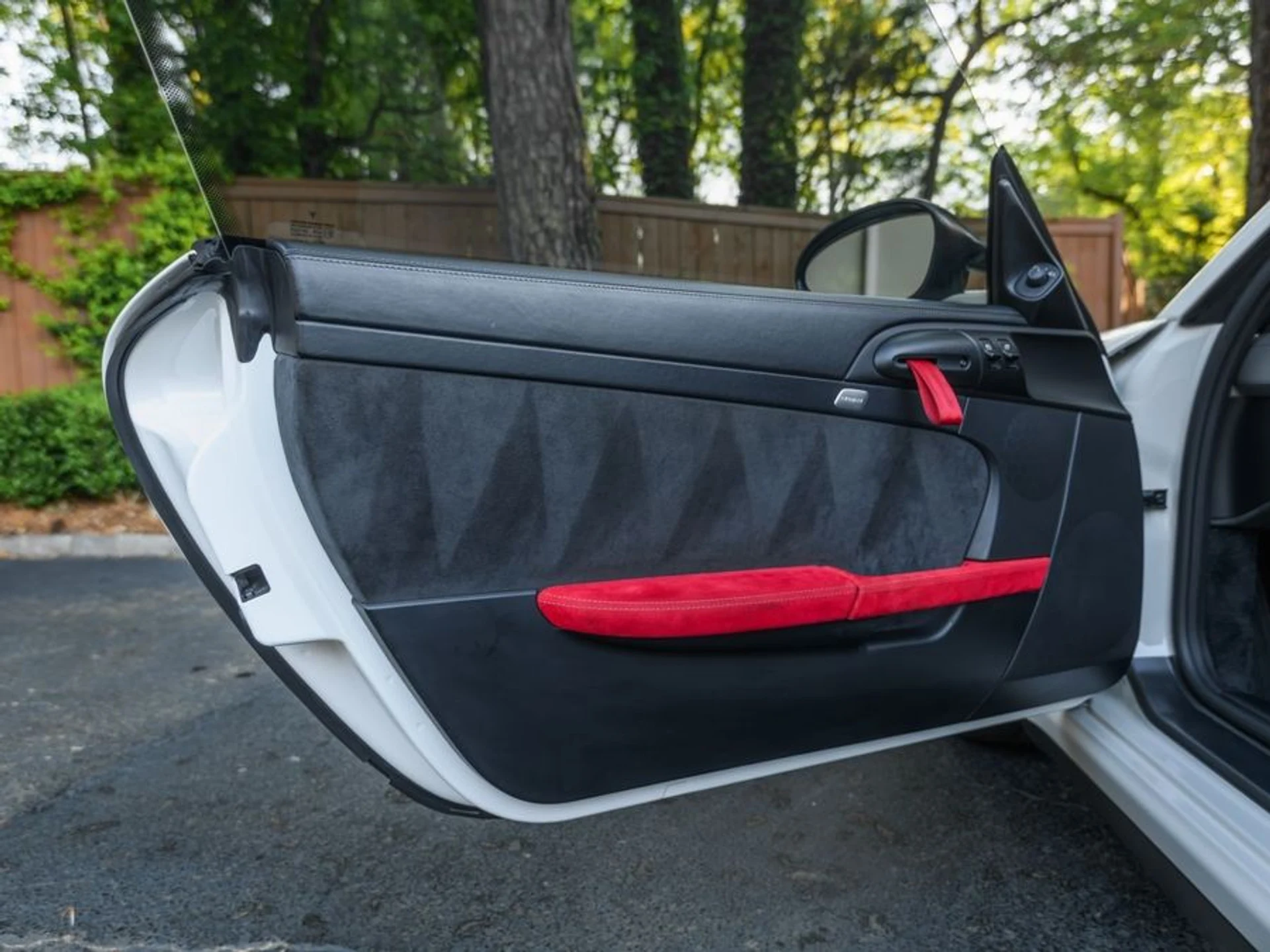 mph024_2162034269_93ac2fbe_cc2f_423c_b051_3855aeaf117a_412b8e1f6e