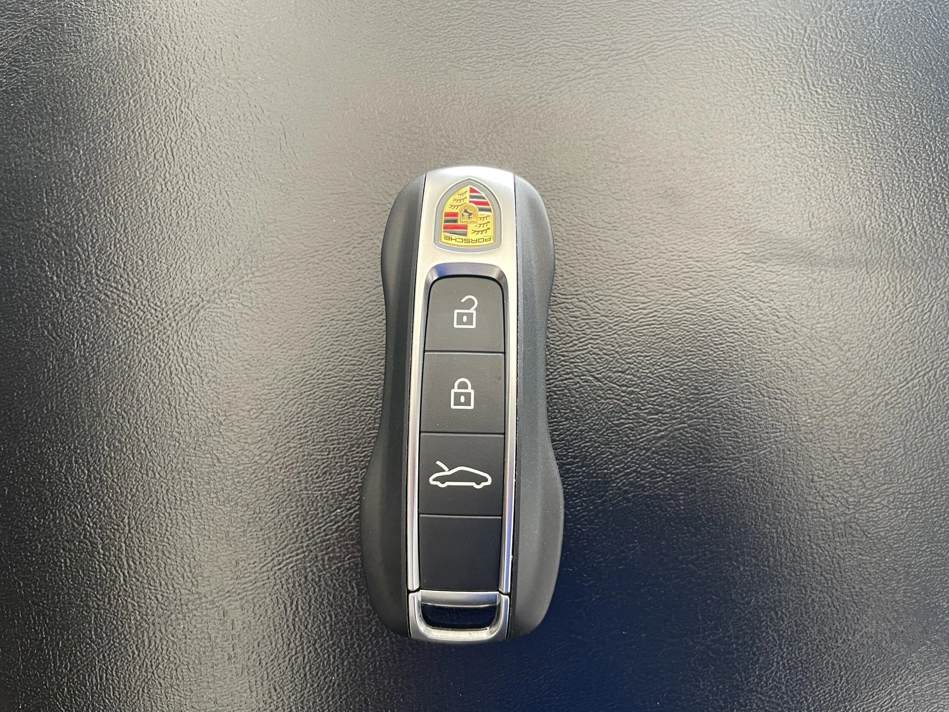 mph024_2163190788_7047e191c3e04d0d4294a733a1e85752x_6972ecf6ad