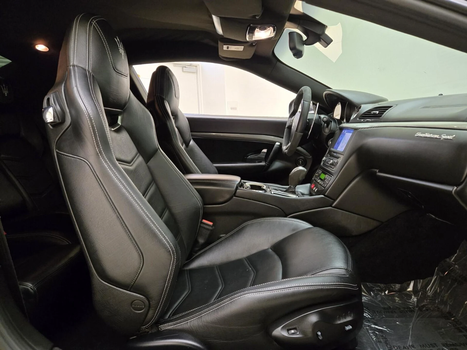 mph024_2168282_Used_2017_Maserati_Gran_Turismo_1762500434_cf558dc040