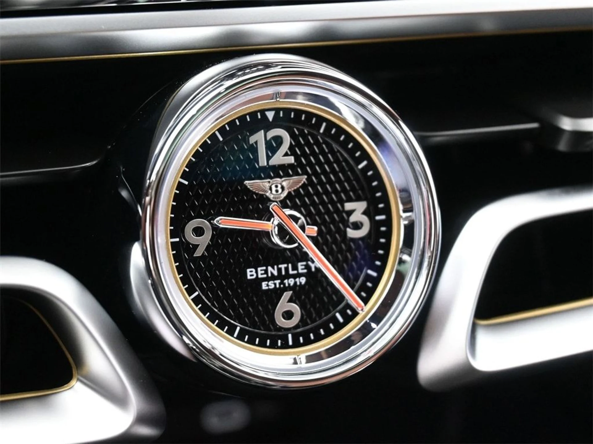 mph024_2168905701_5638eb7d5b3d9a9879d8c205b0929a99x_944ae69e04