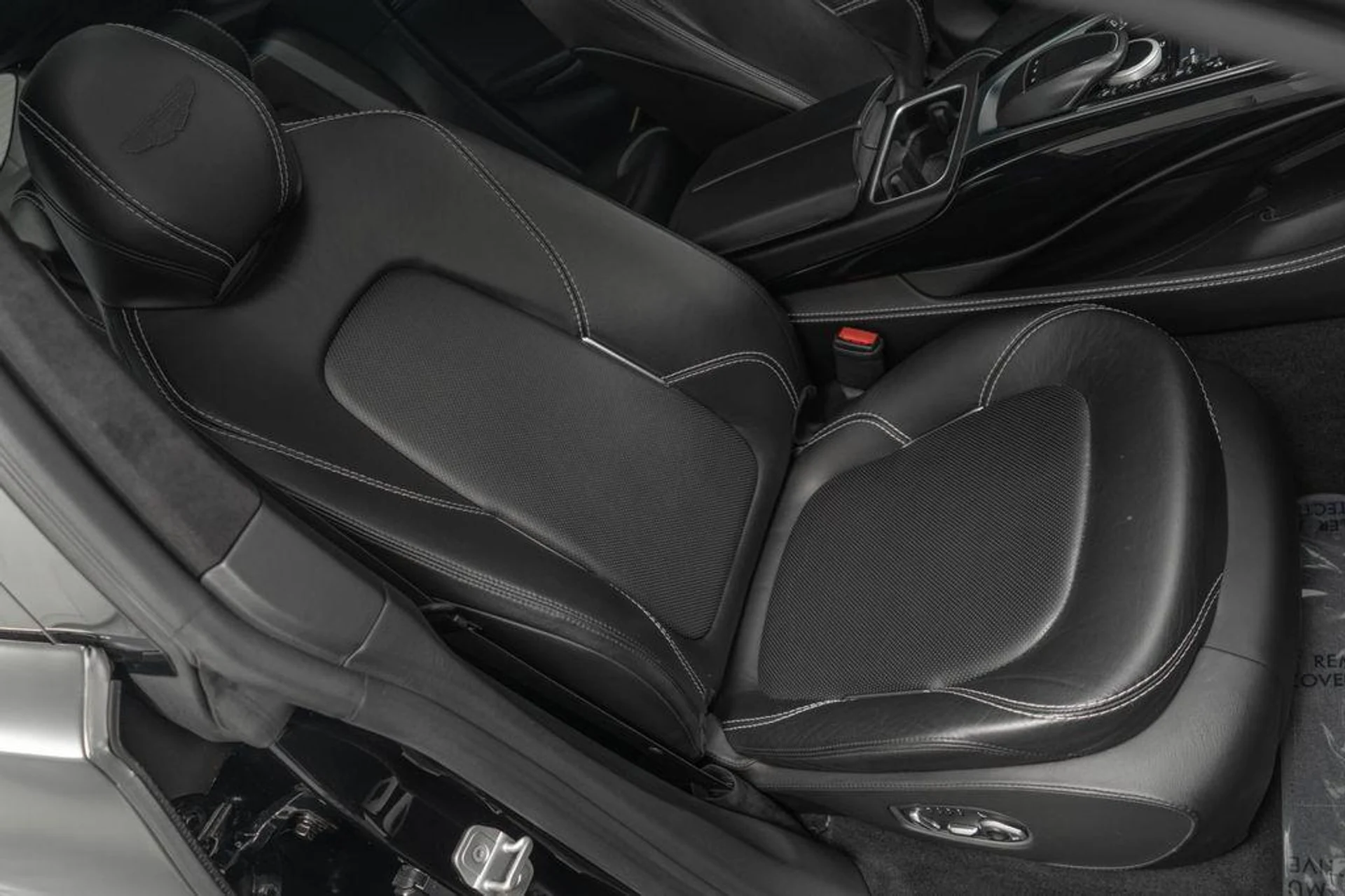 mph024_216904790_T_Jtn_Hl_S53_Y_Md_J4o_AO_5x_Q_Mx5_Ps_bc54093a6a