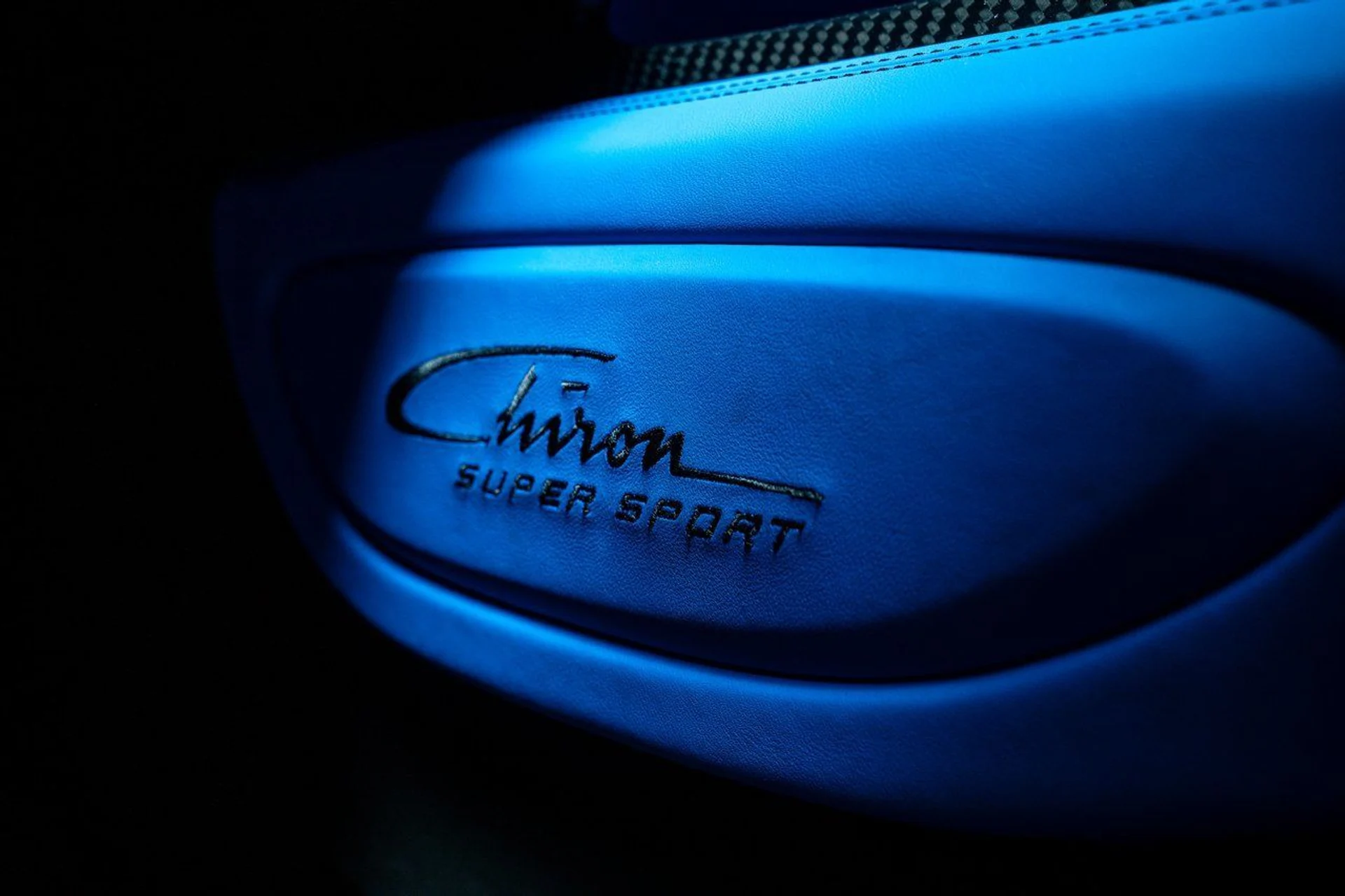 mph024_2173308687_1f9e4d15f09bdc530645e9fc562ba950x_c1a2381137