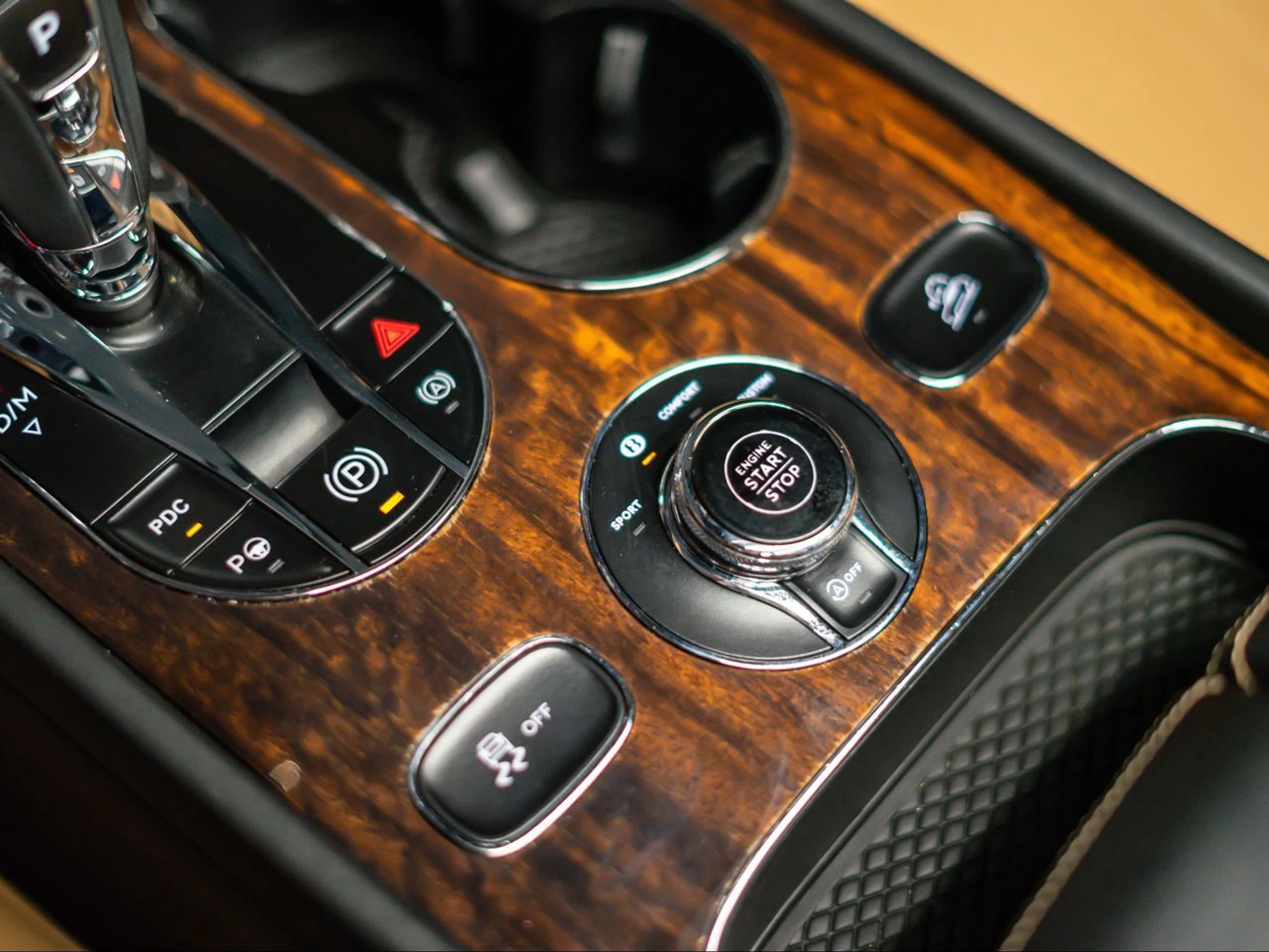 mph024_2180937434_cee108d47796510c8d62bb6832c00849_d6ceca2c1e