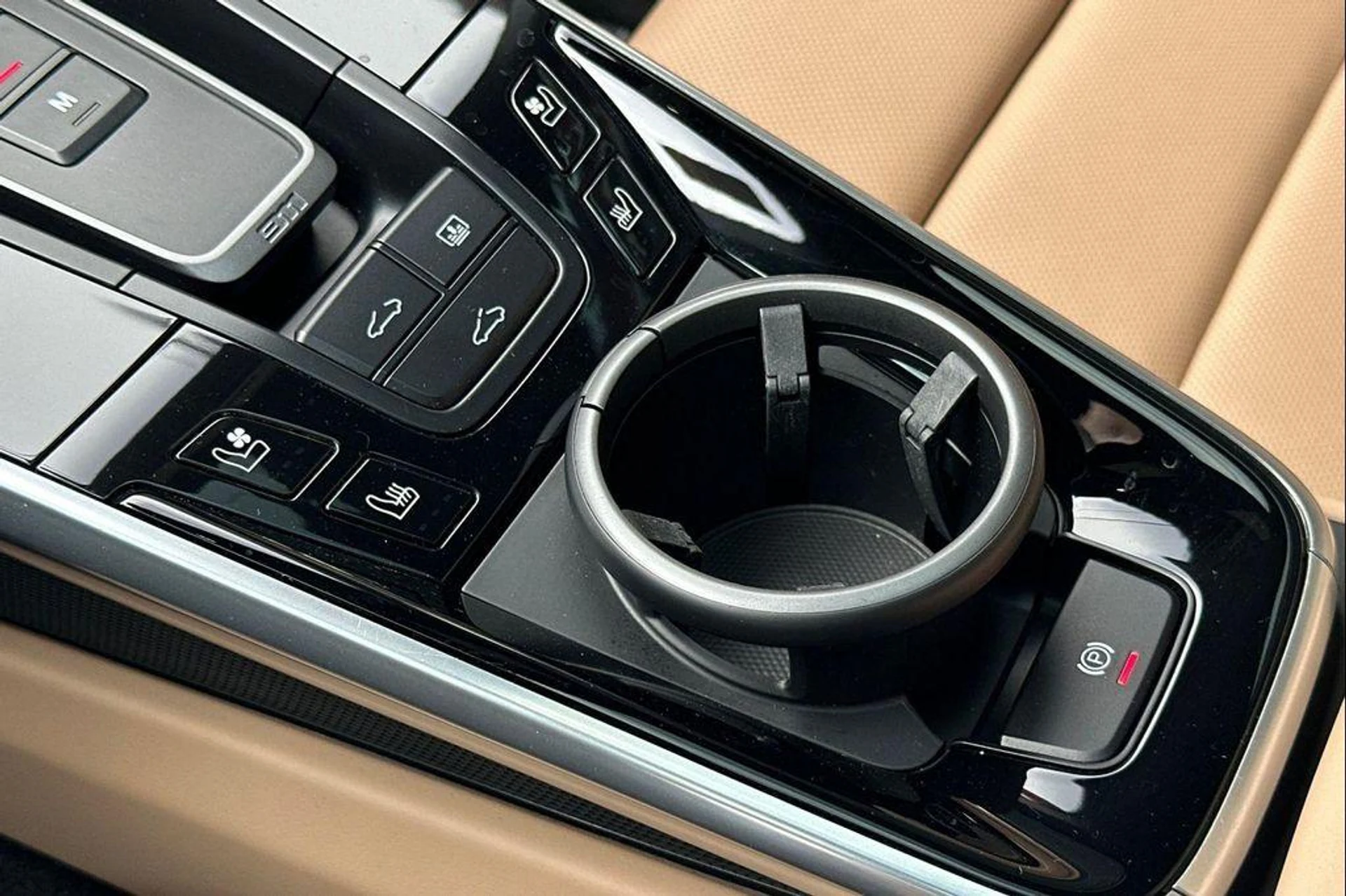 mph024_2183255301_S6p_Qz_A_Zn_G_Uou_Hl_M_Mz_ST_2v_Rg_ZG_4o_e64d036736